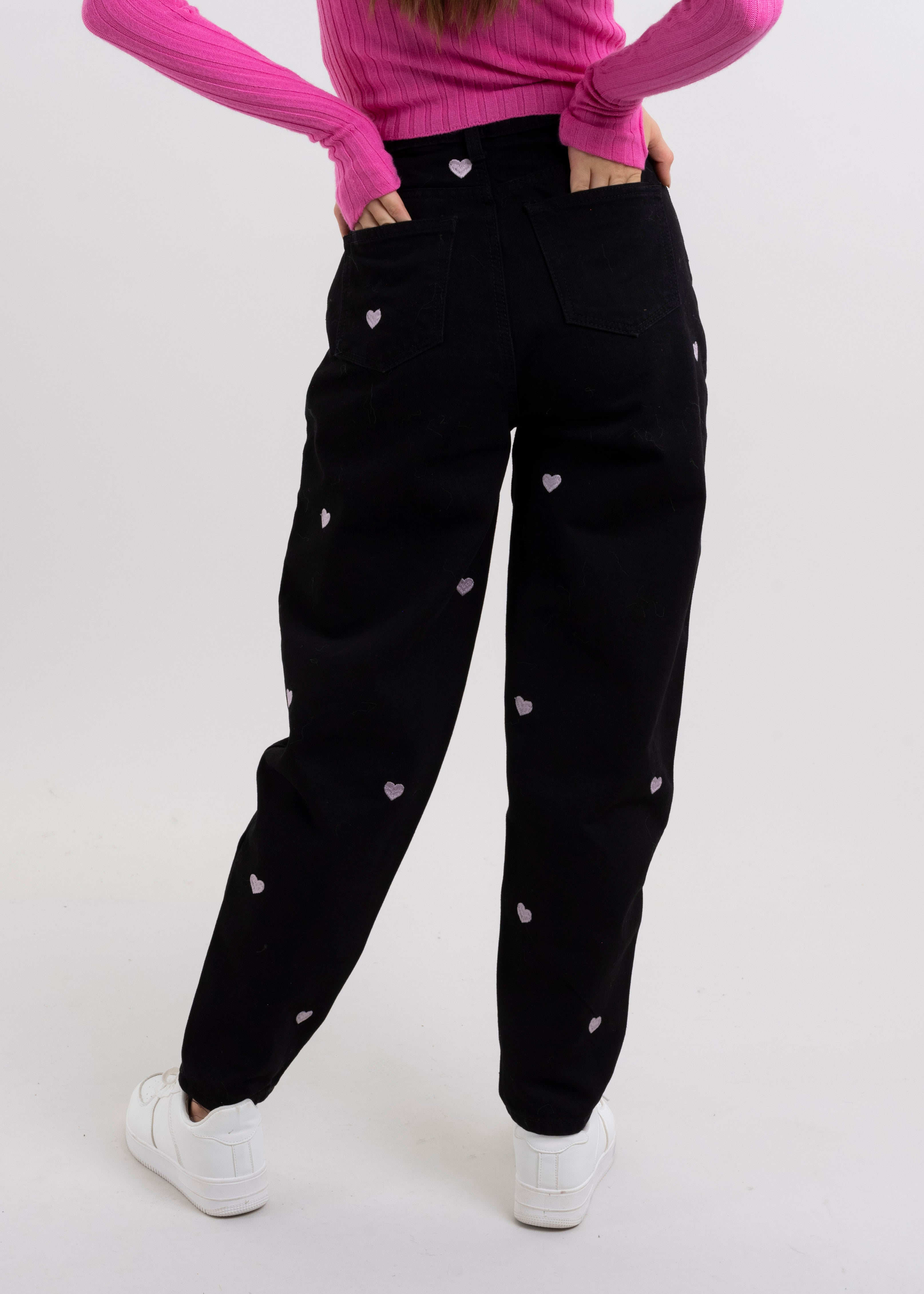 Jeans mom corazones NEGRO