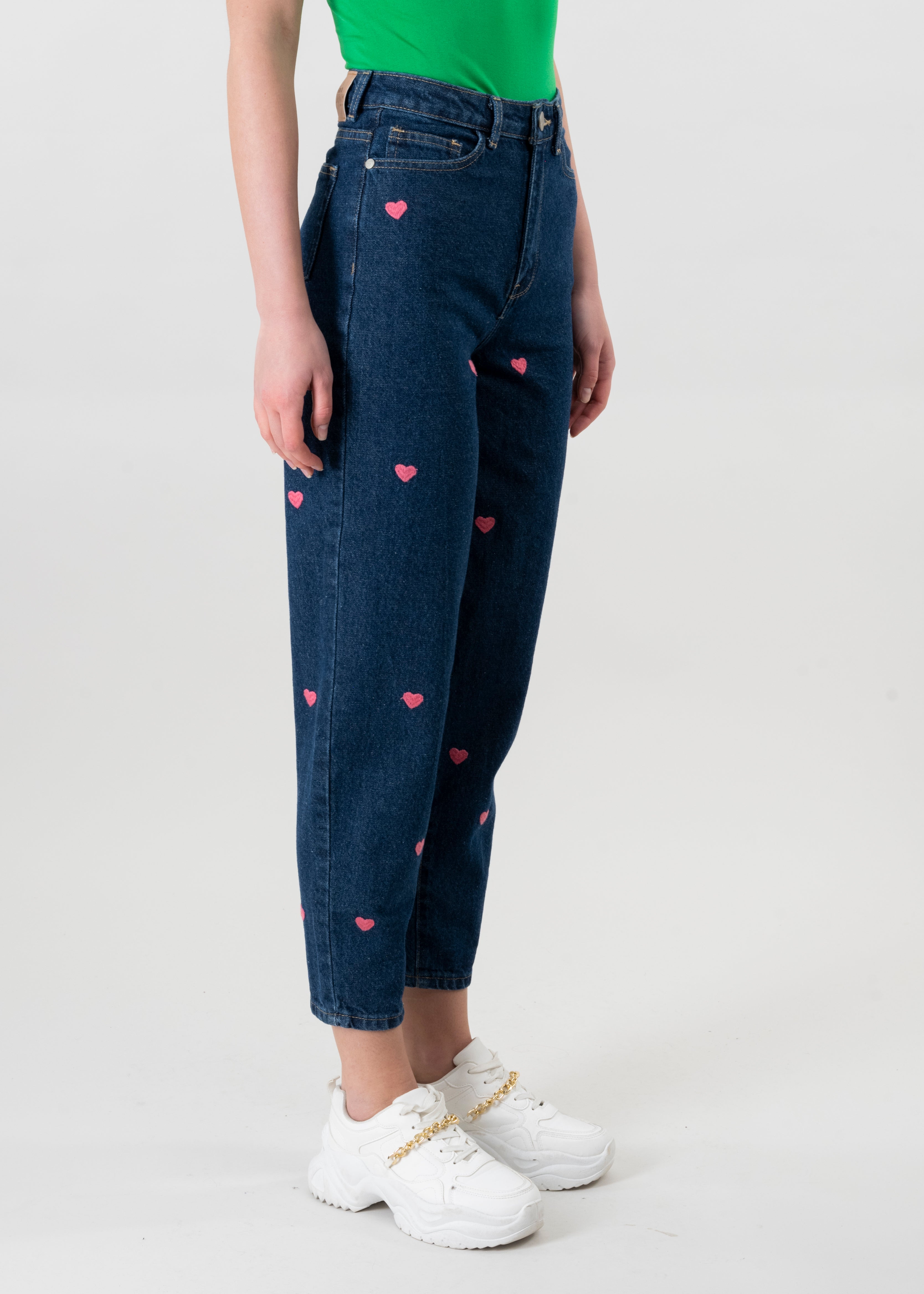 Jeans mom corazones STONE