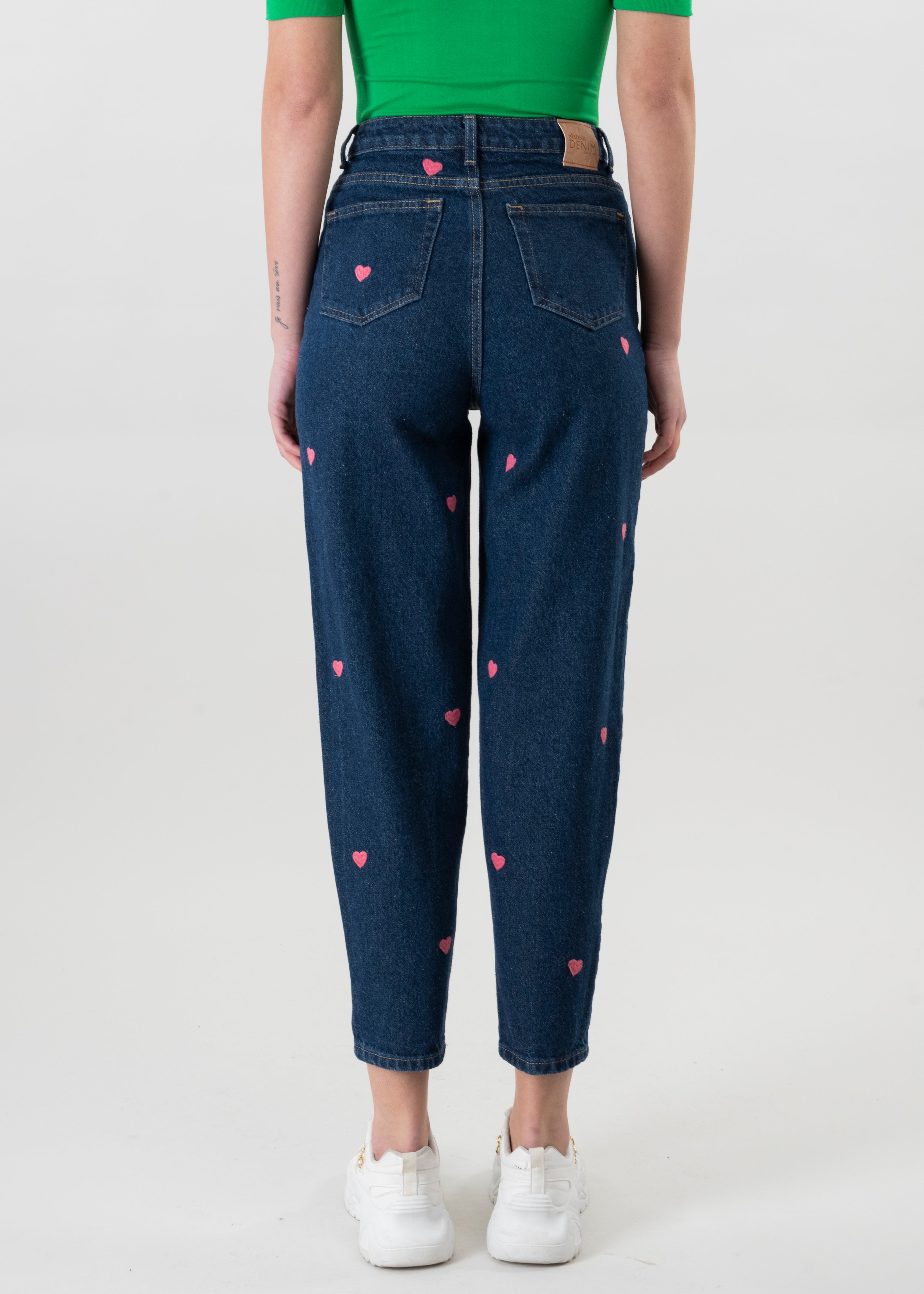 Jeans mom corazones STONE