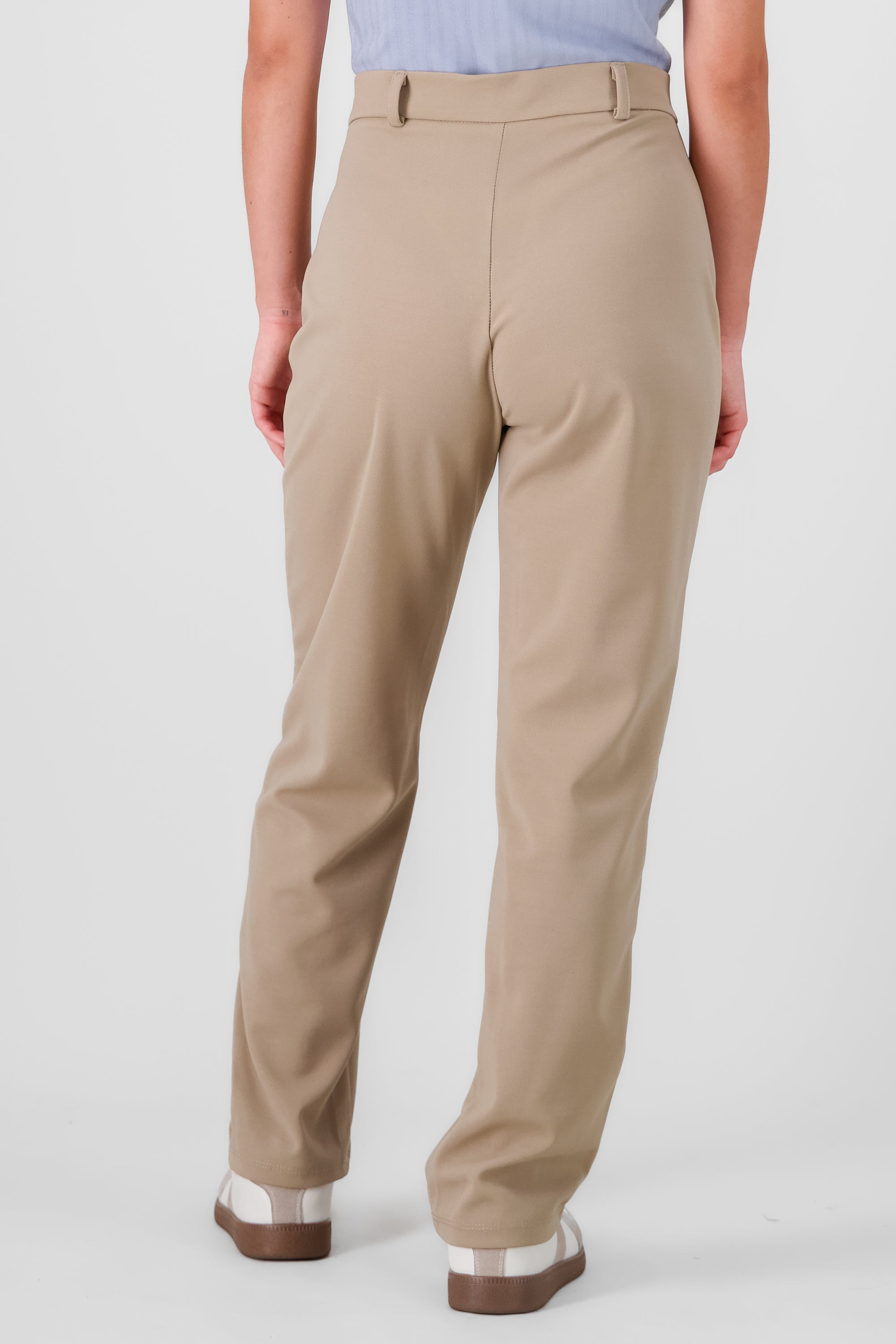 Pantalón Corto Capri BEIGE