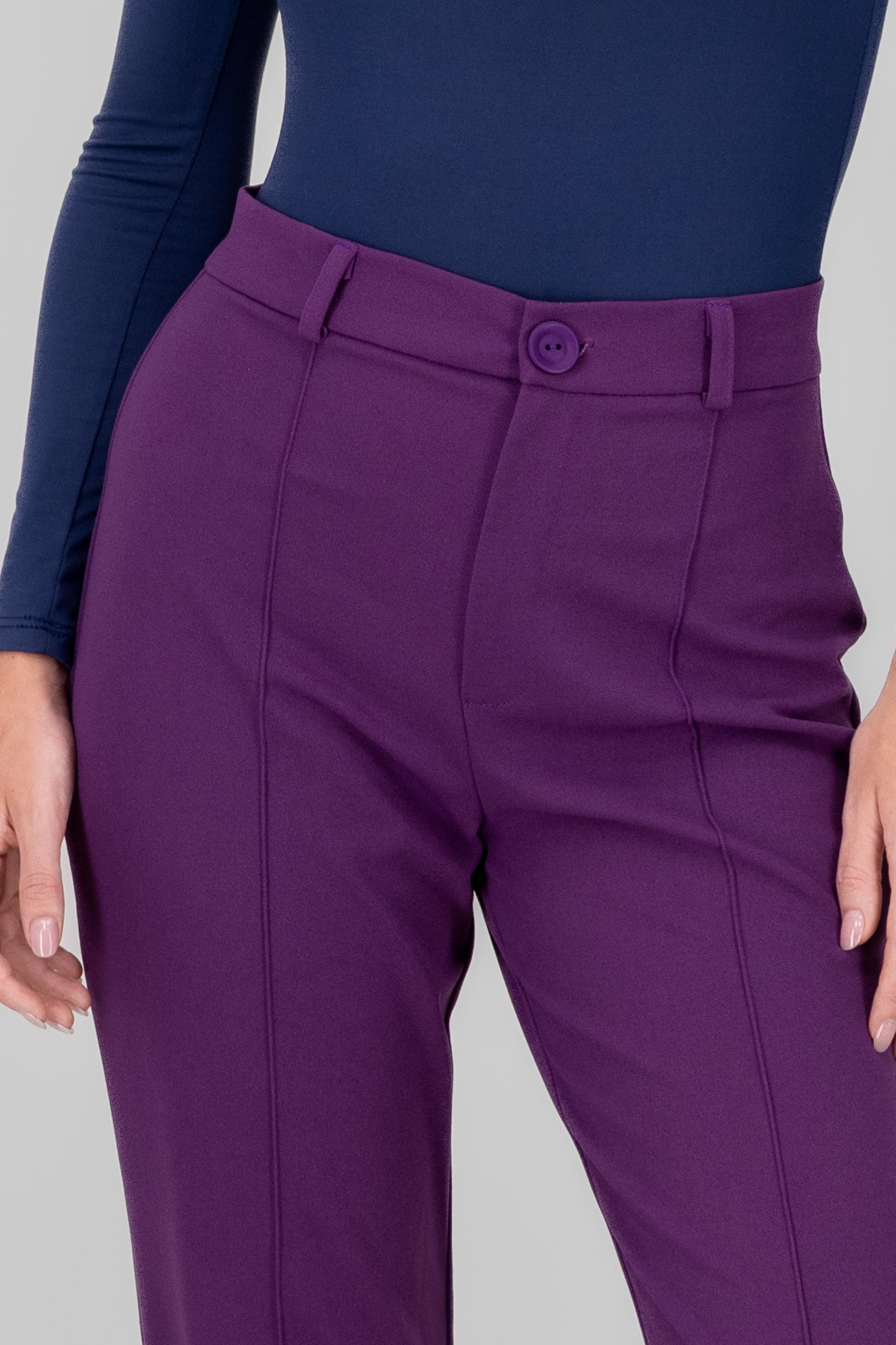 Pantalón Corto Capri UVA