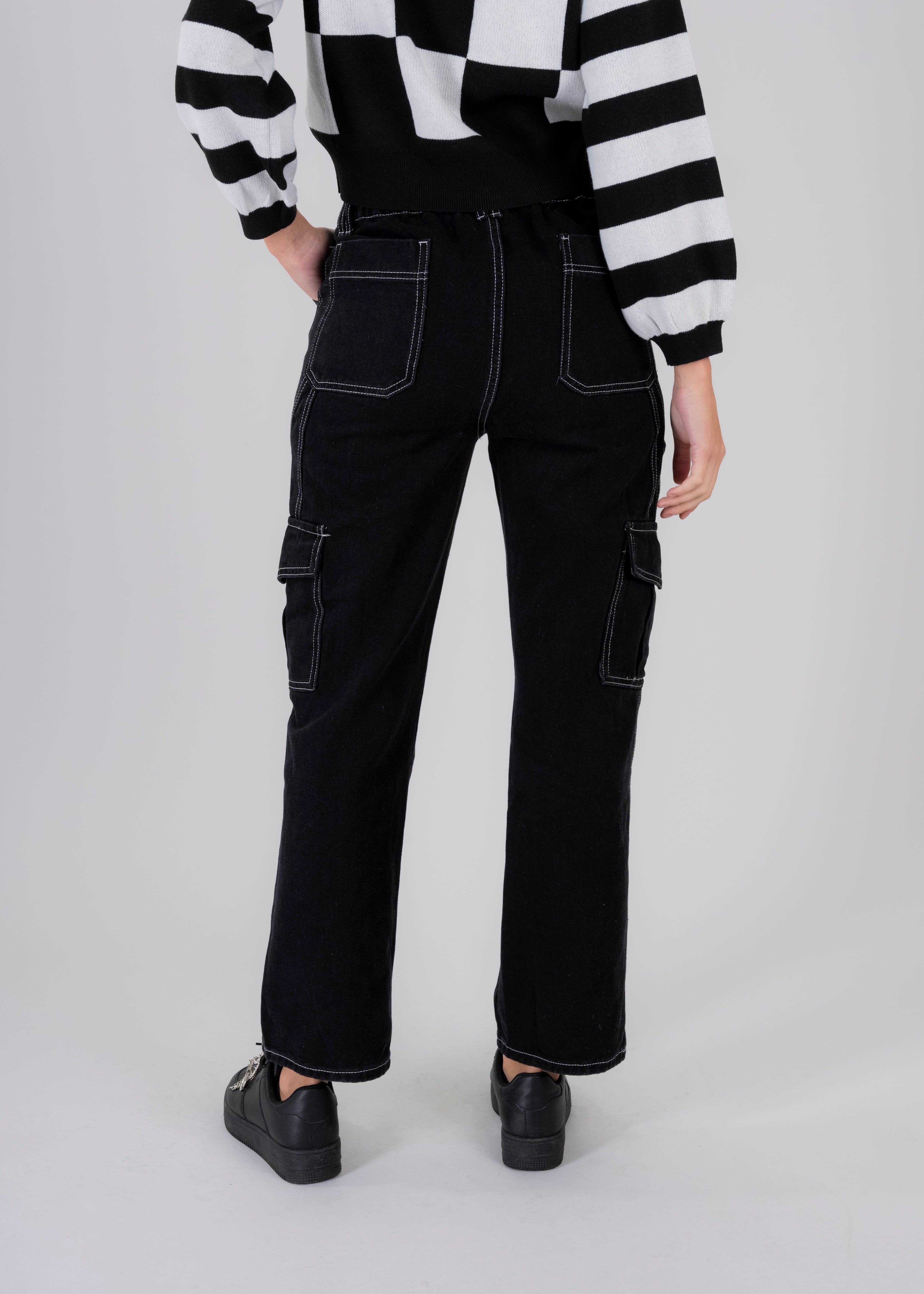 Jeans Cargo Costuras NEGRO