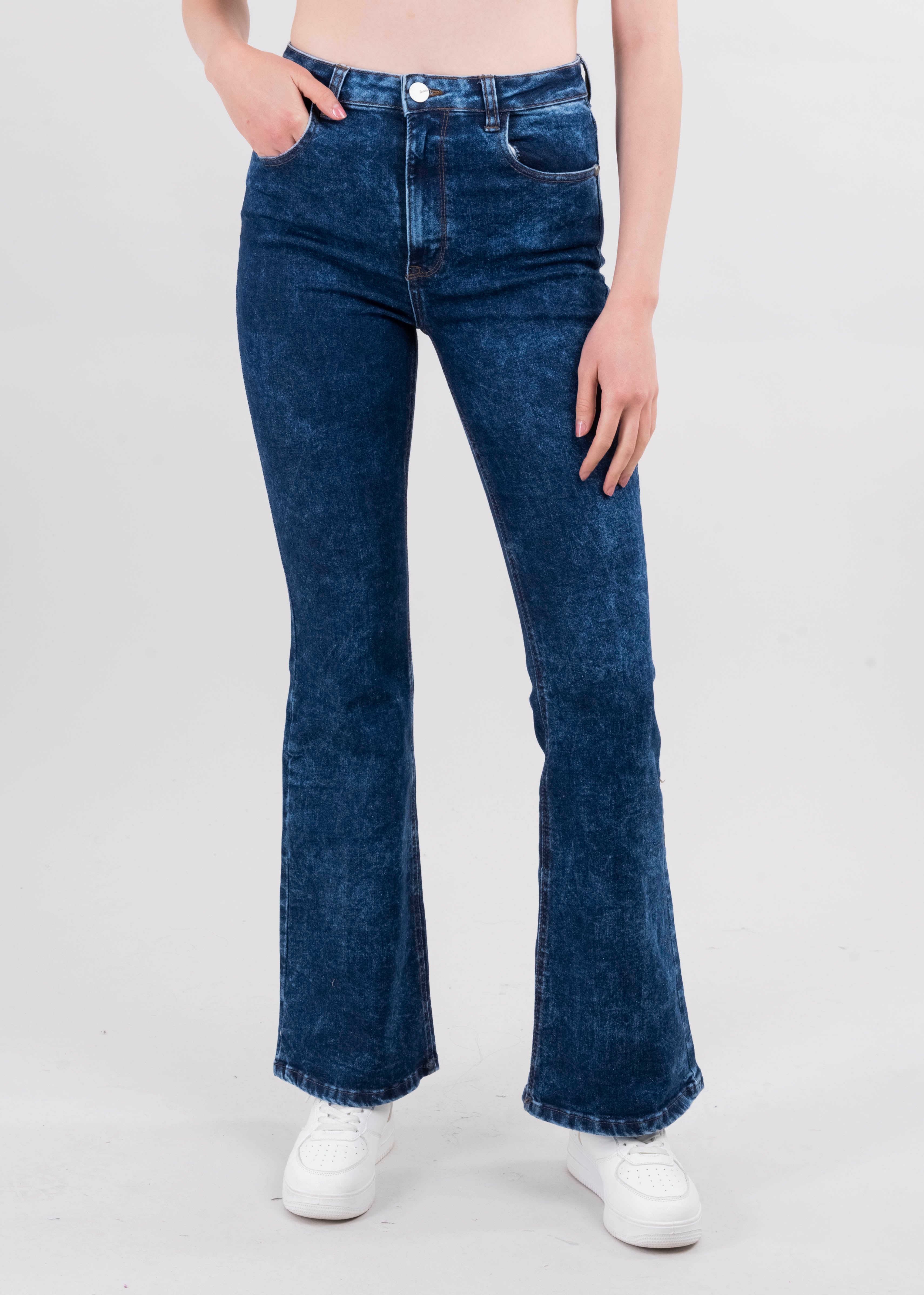 Jeans Flared lisos DARK WASH