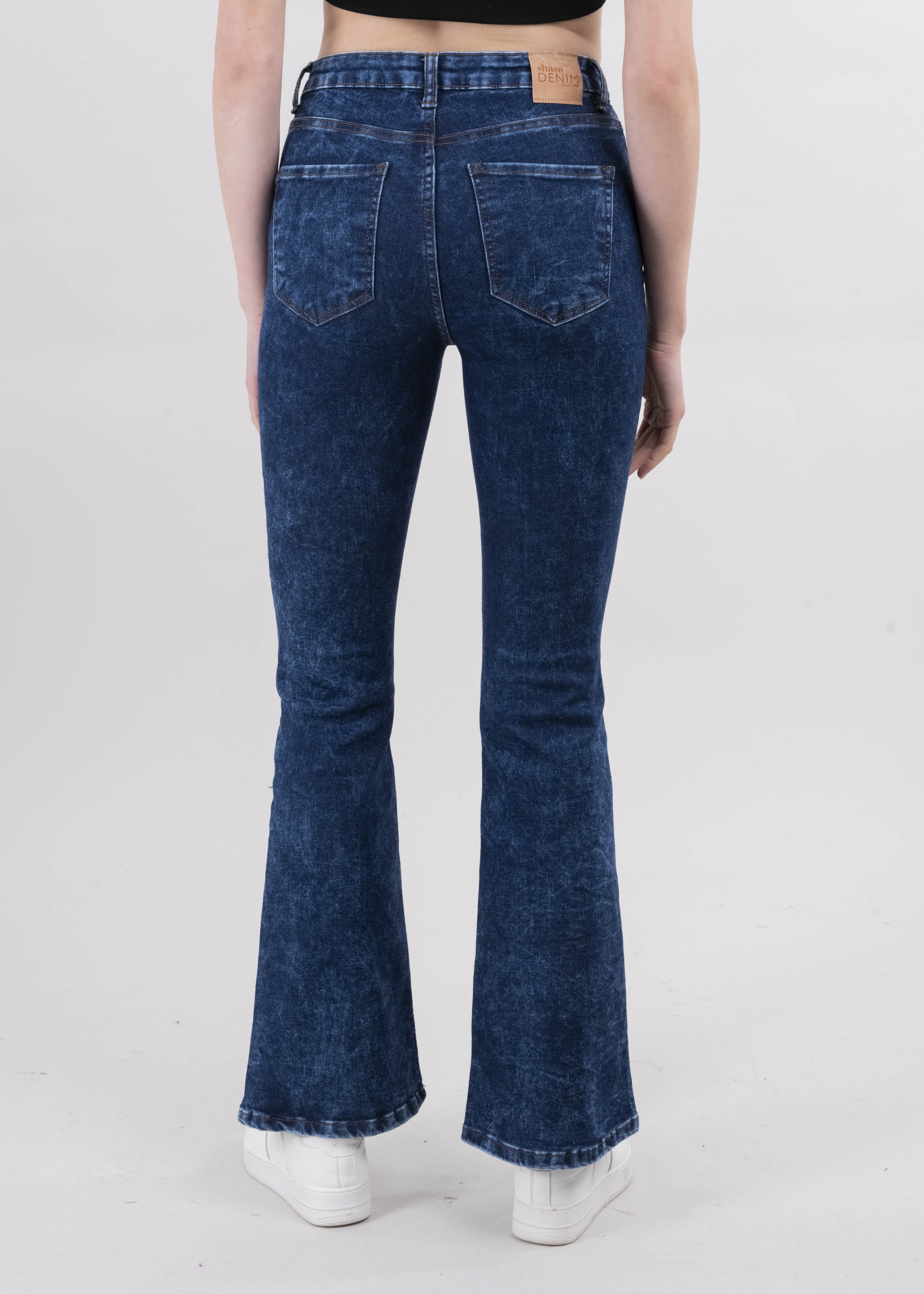 Jeans Flared lisos DARK WASH