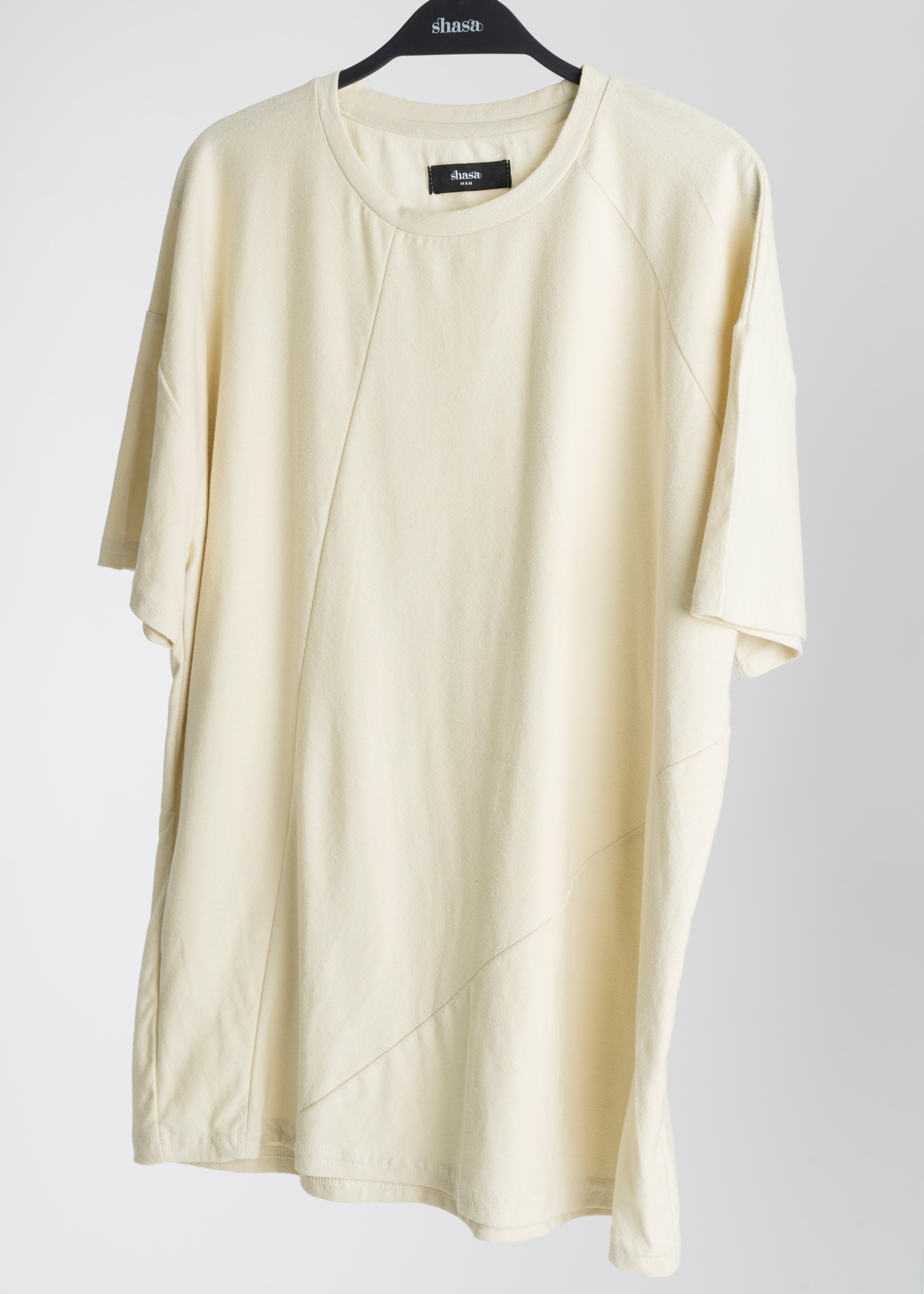 Playera manga corta costuras HUESO