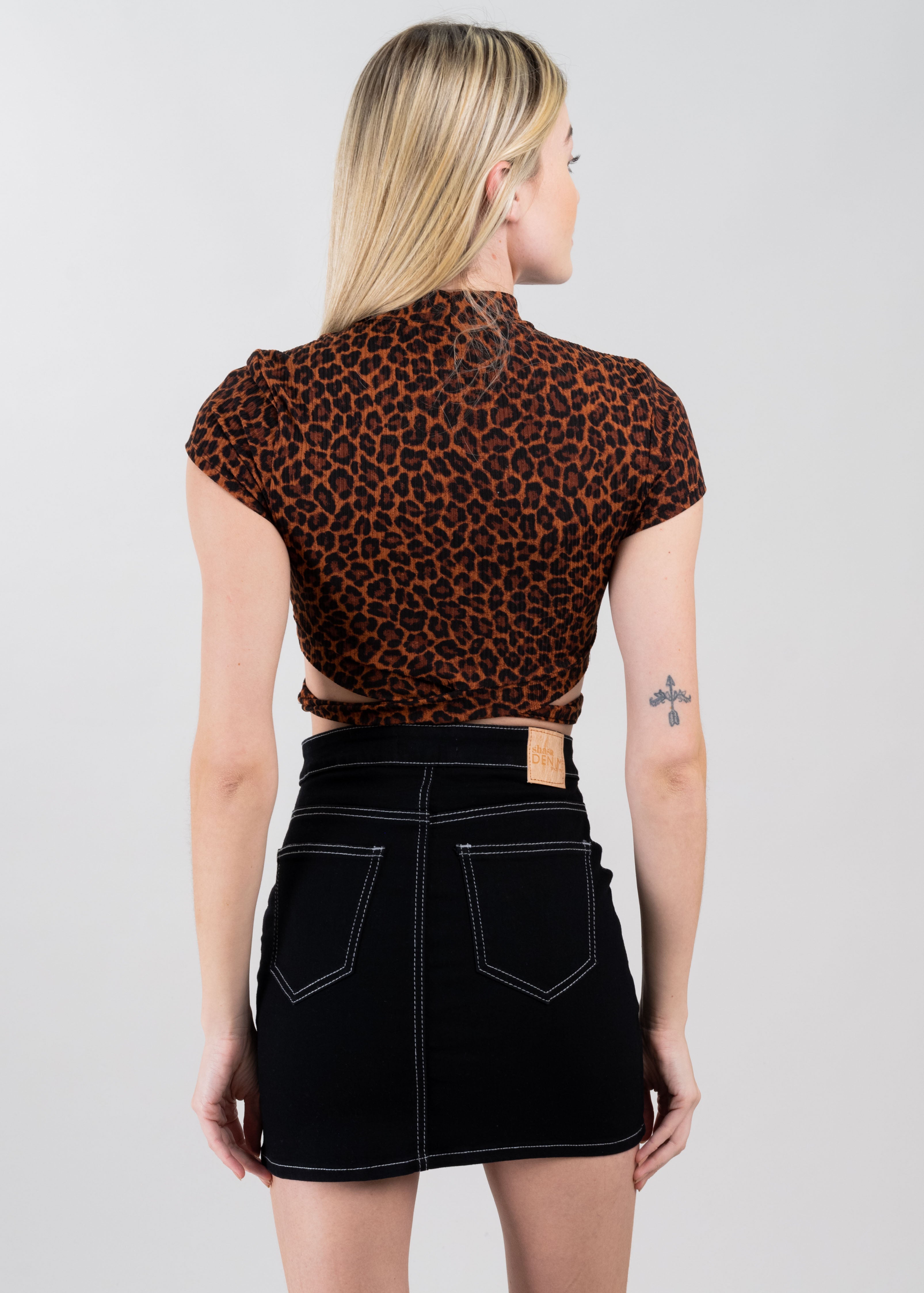 Top estampado cortes laterales CAFE COMBO