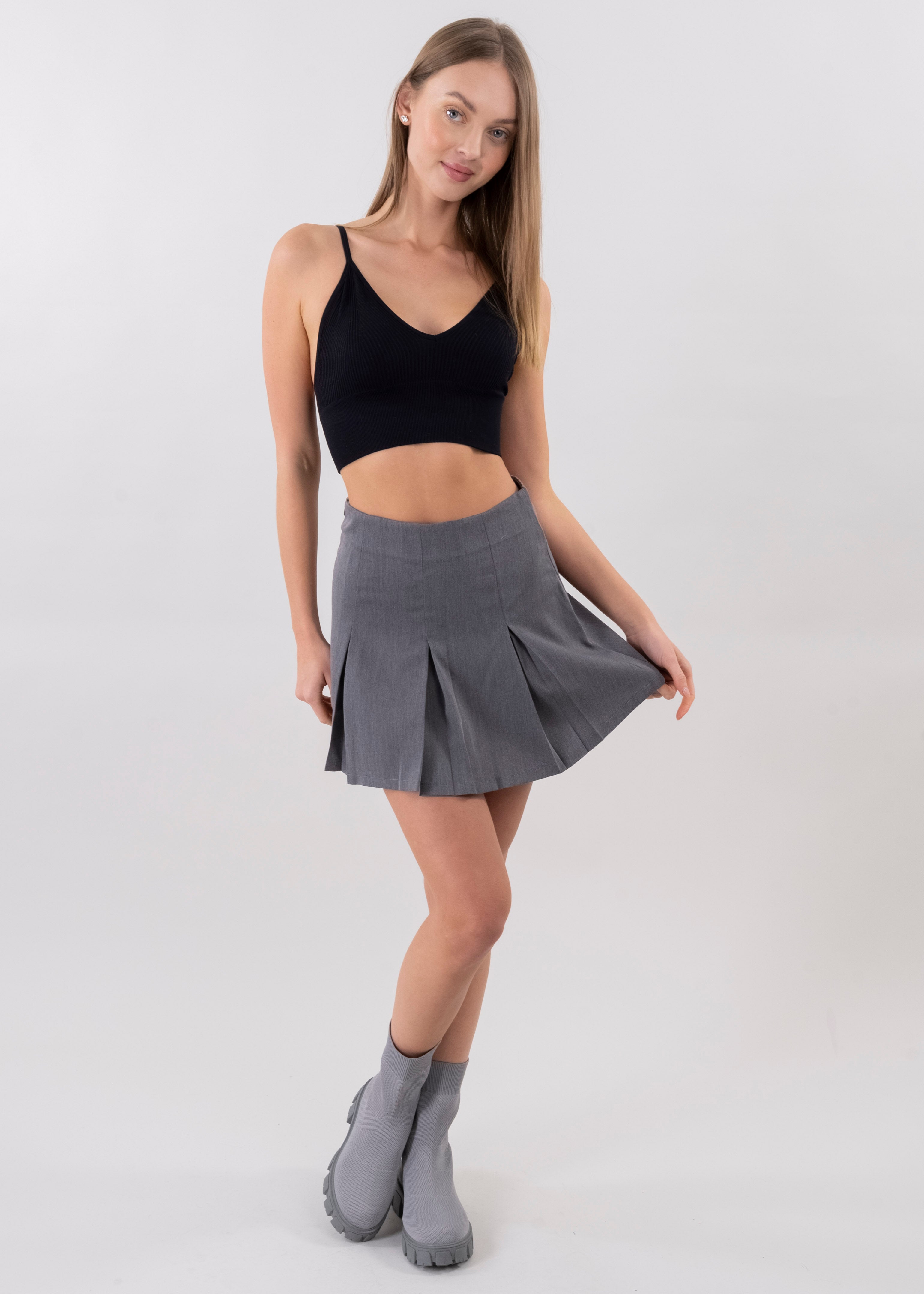 Falda mini tableada lisa GRIS