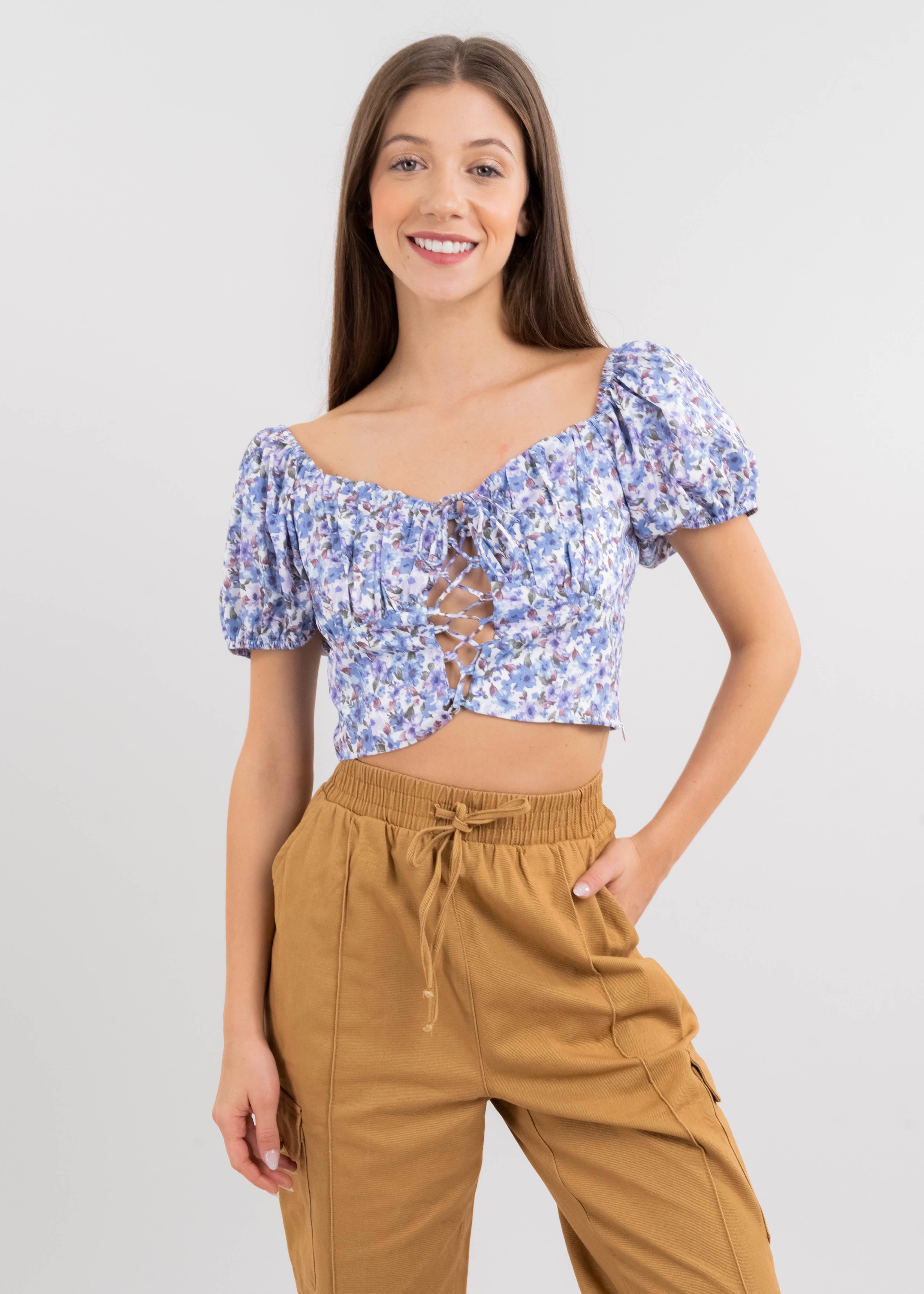 Blusa lace up flores AZUL COMBO