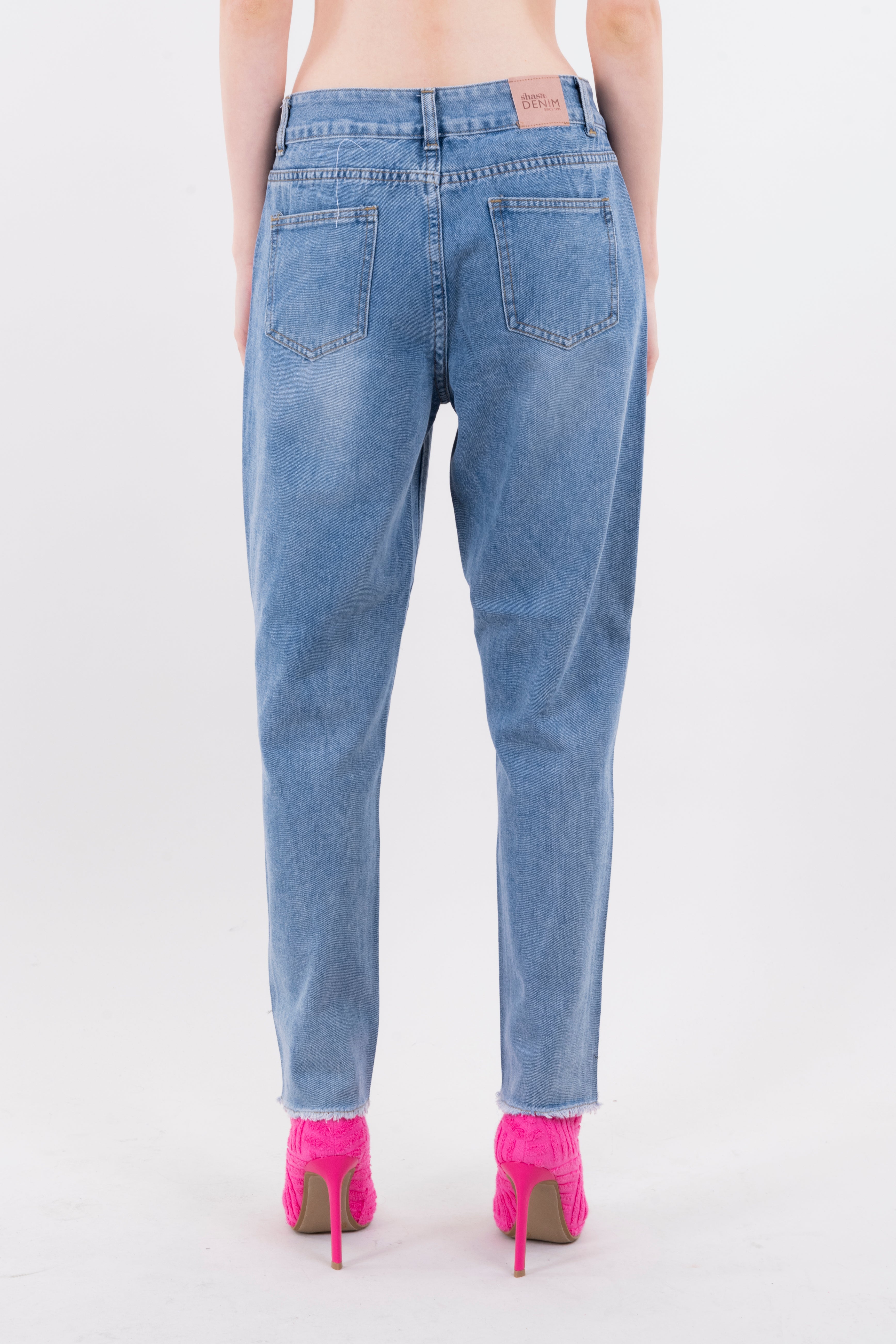 Jeans mom aplicaciones brillos MEDIUM WASH