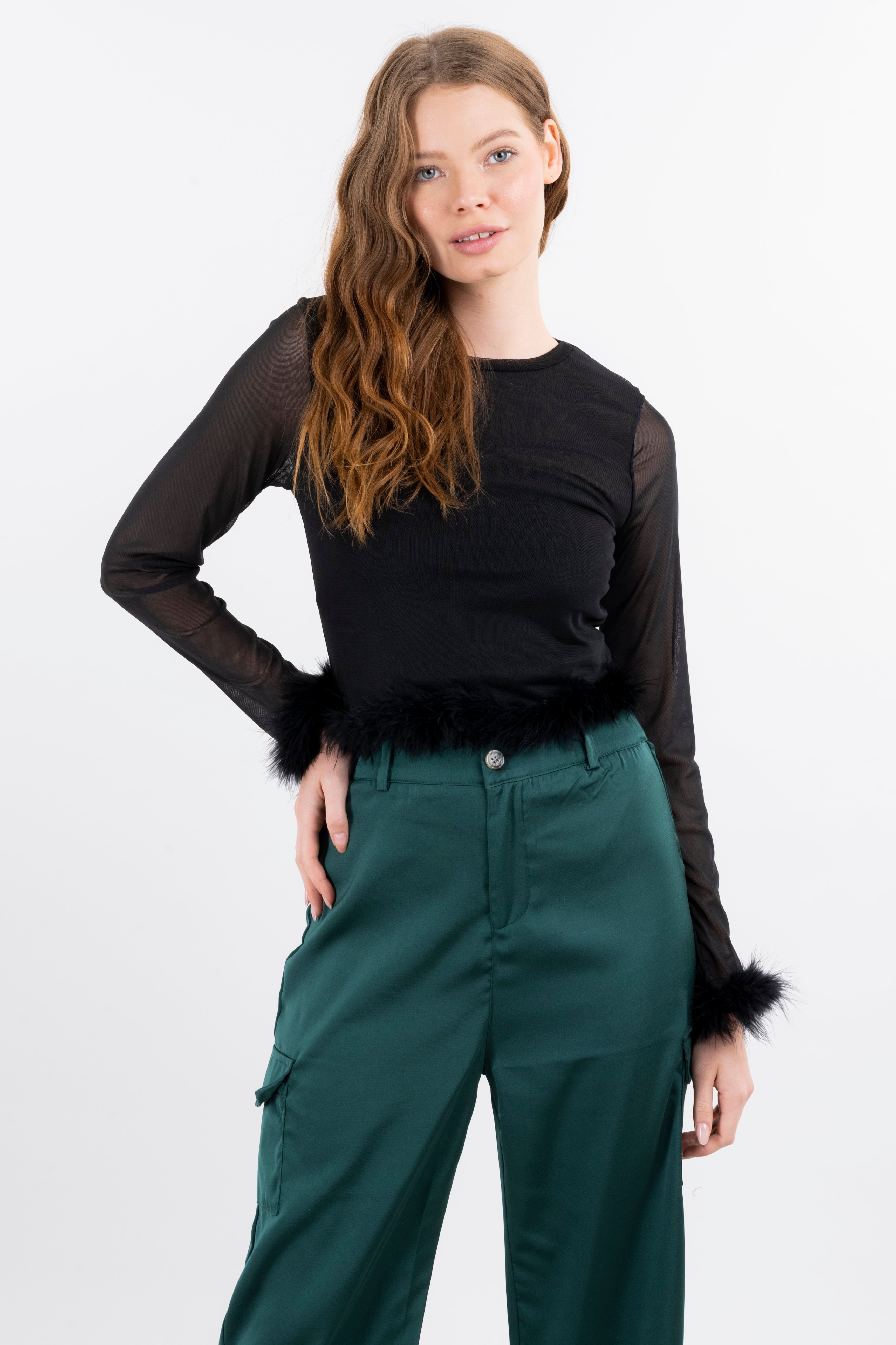 Top mesh manga larga plumas NEGRO