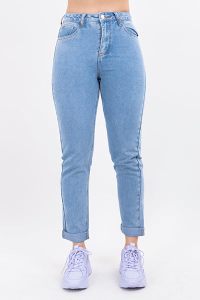 Jeans mom cintura alta dobladillo