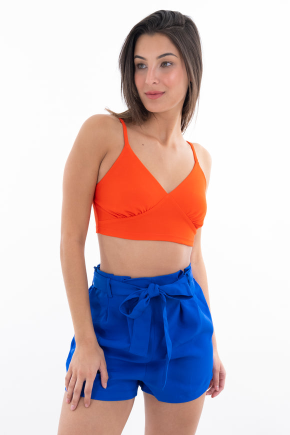 Top crop busto fruncido copas