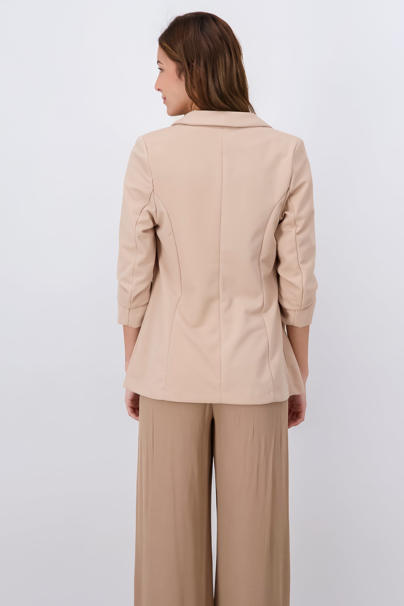 Blazer manga 3/4 fruncida bolsillo KHAKI