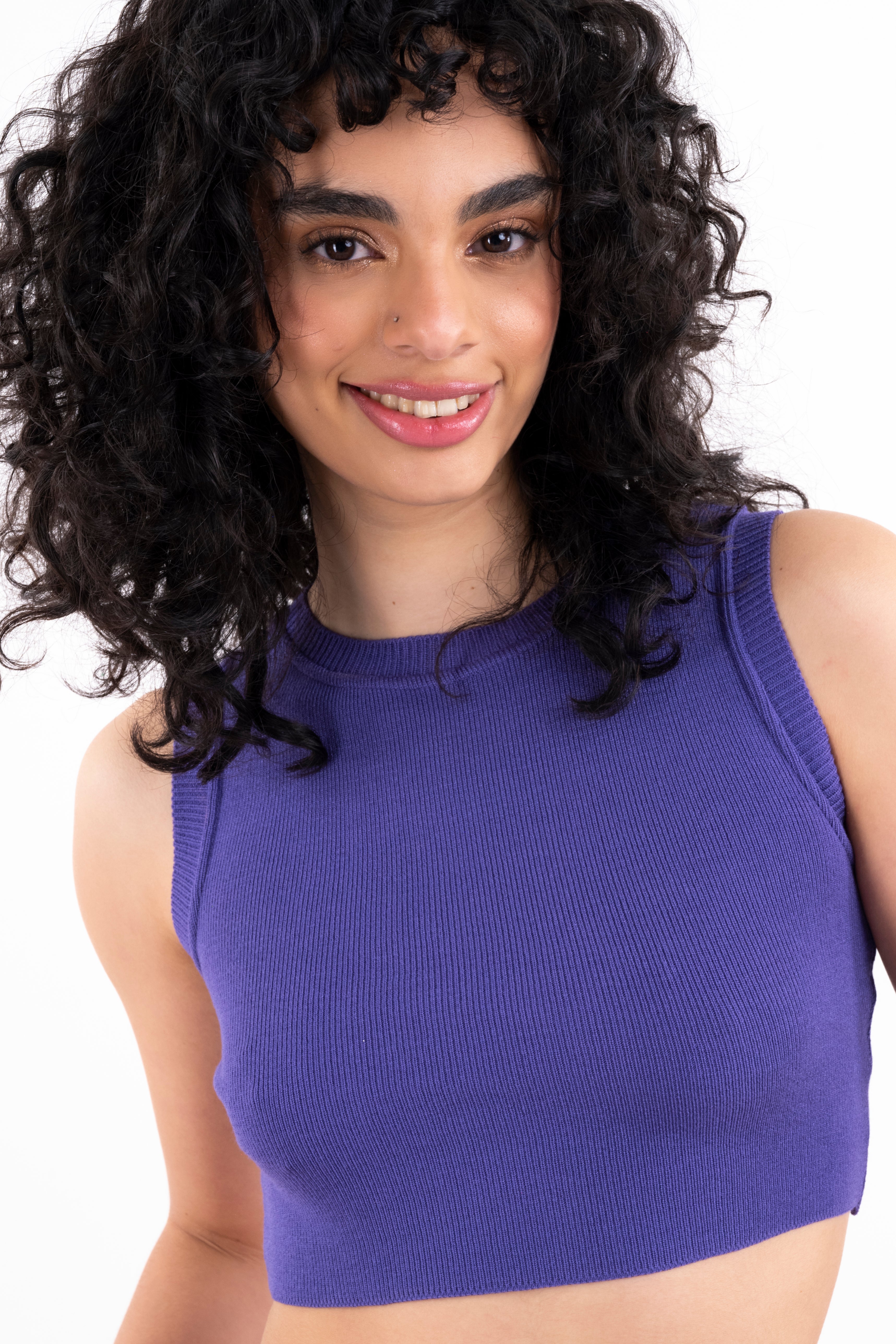 Top crop cuello tank punto MORADO