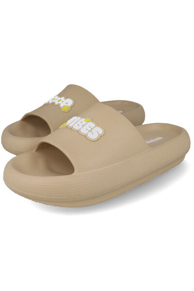 Sandalias slide frase delantera NUDE