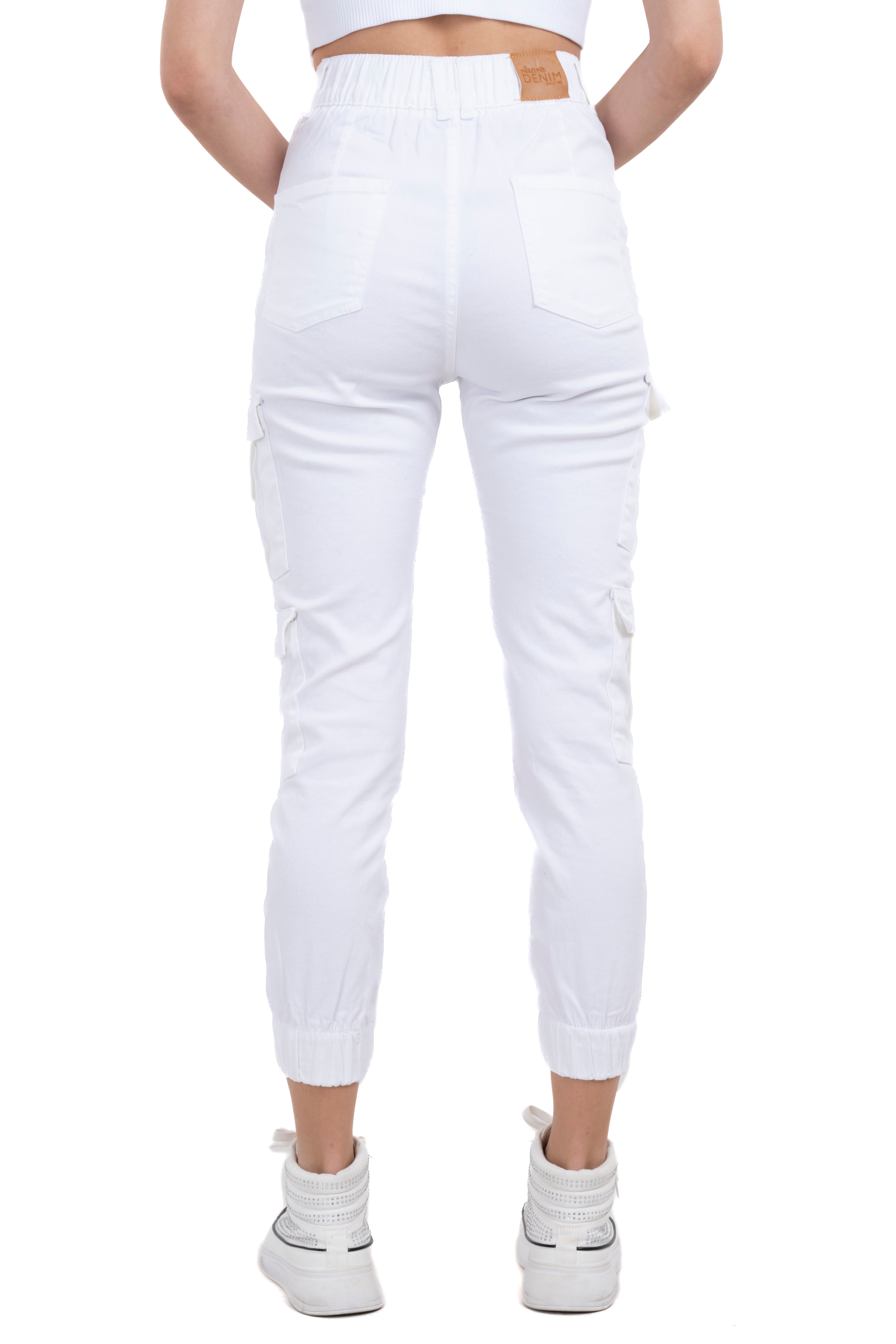 Jeans cargo con 4 bolsas parche BLANCO