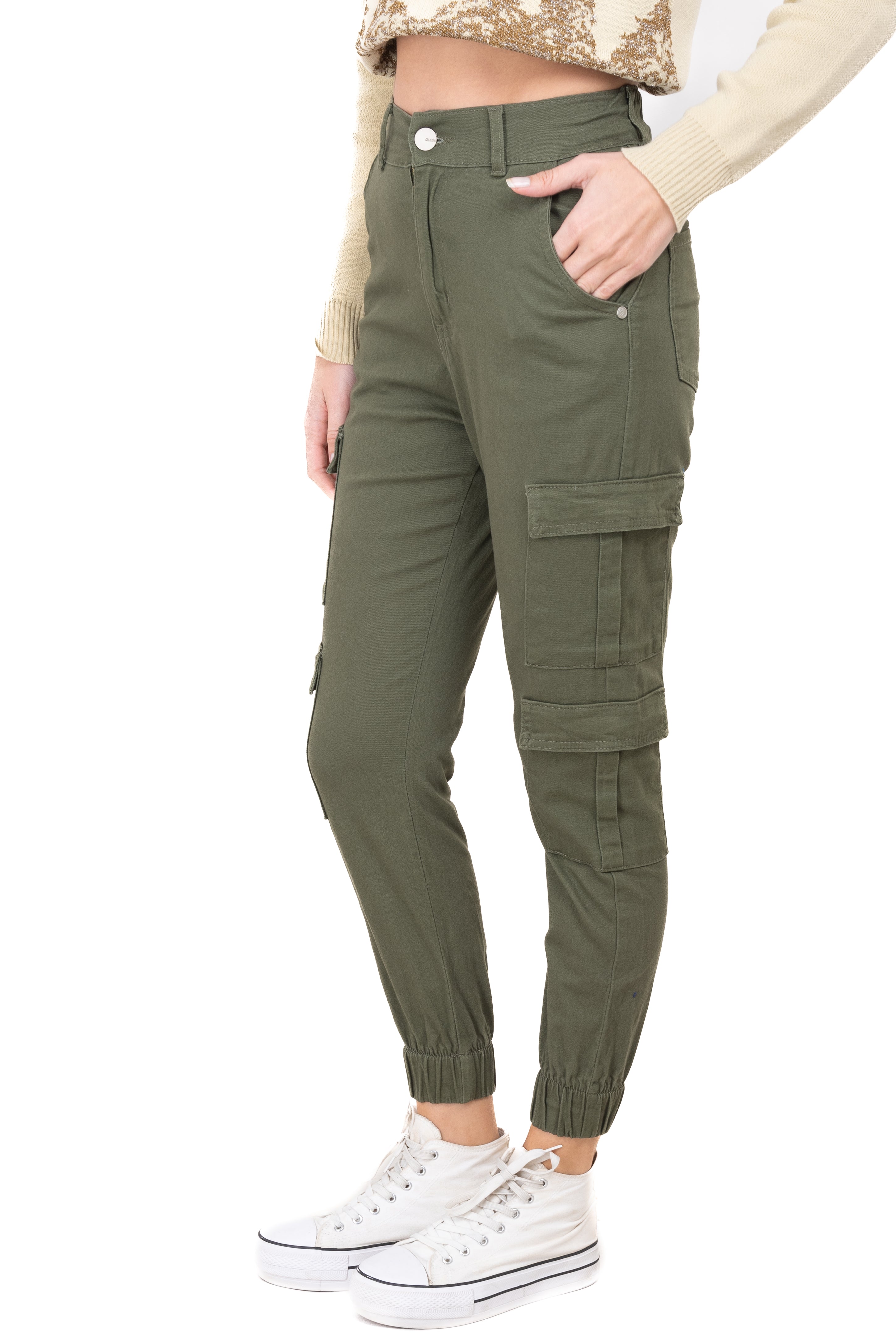 Jeans cargo con 4 bolsas parche OLIVO