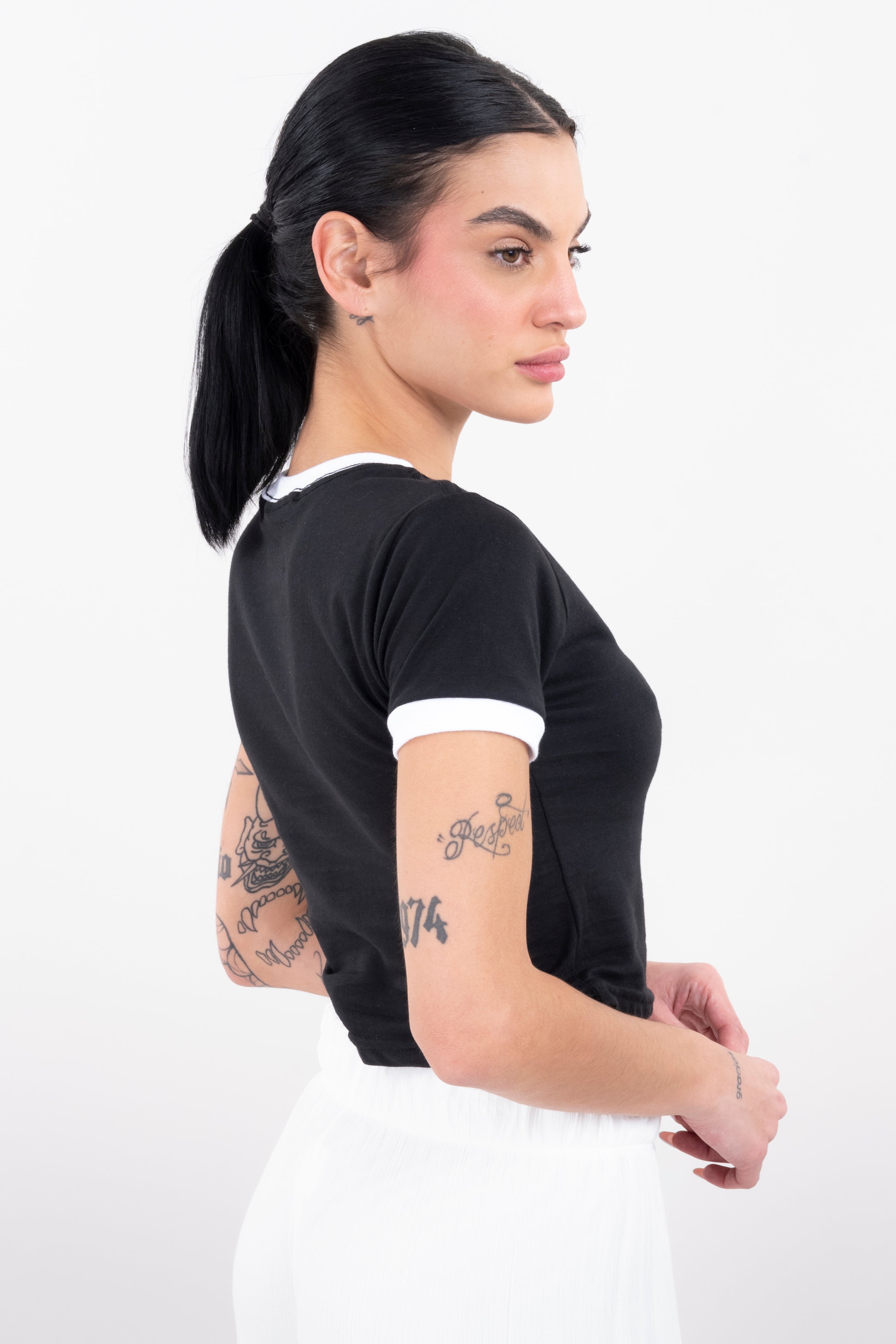 Playera crop Jack NEGRO COMBO