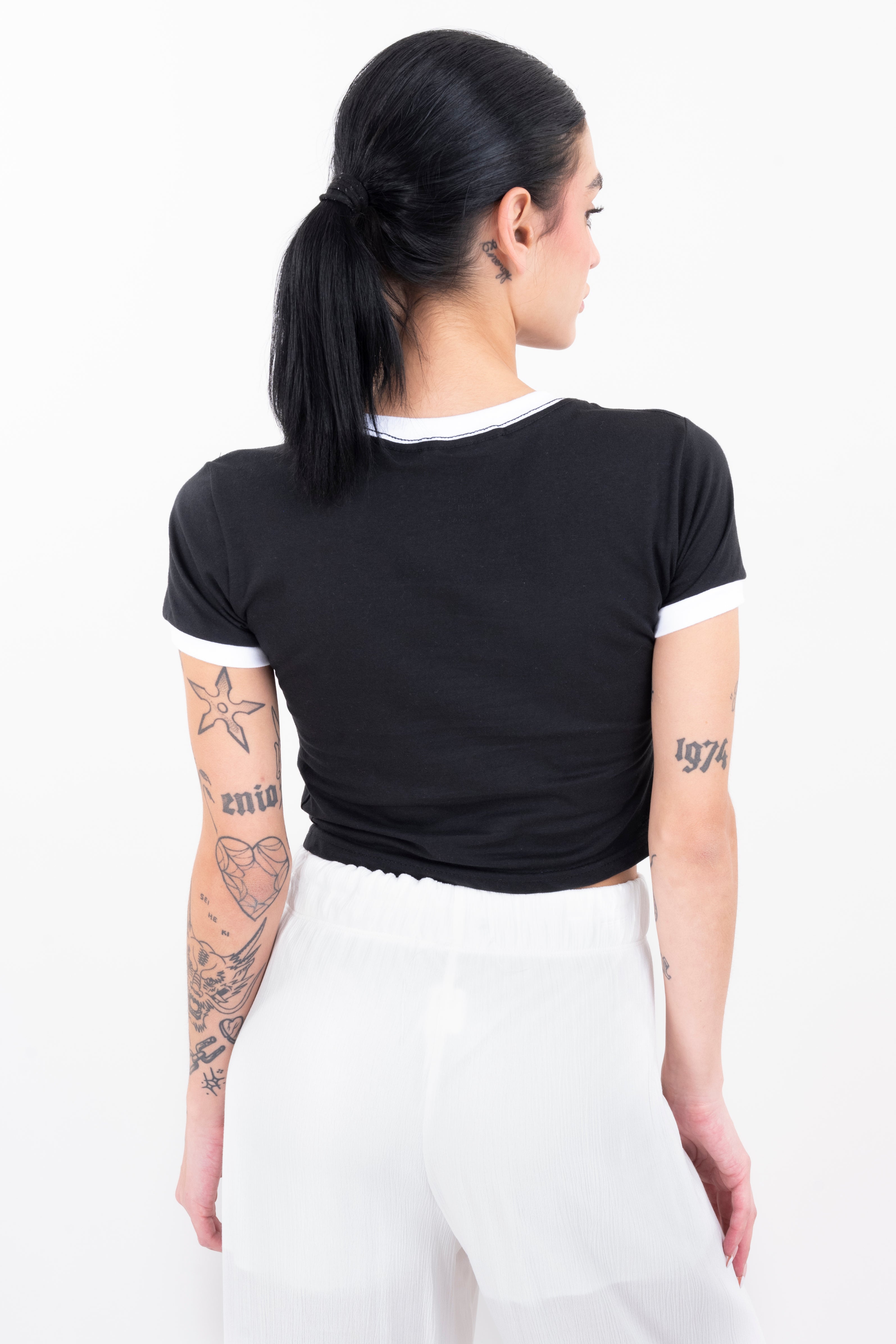 Playera crop Jack NEGRO COMBO