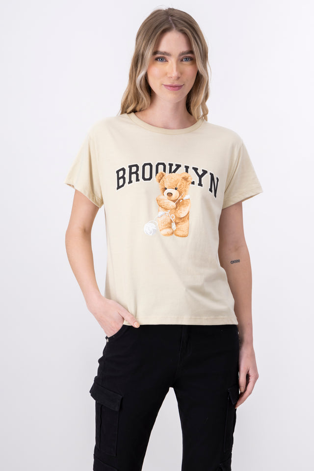 Playera manga corta osito Brooklyn