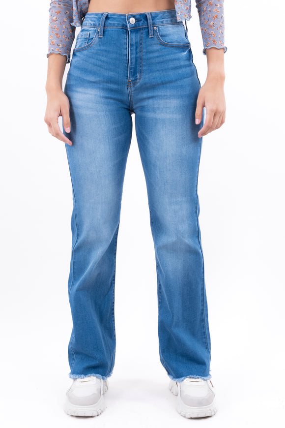 MEDIUM WASH