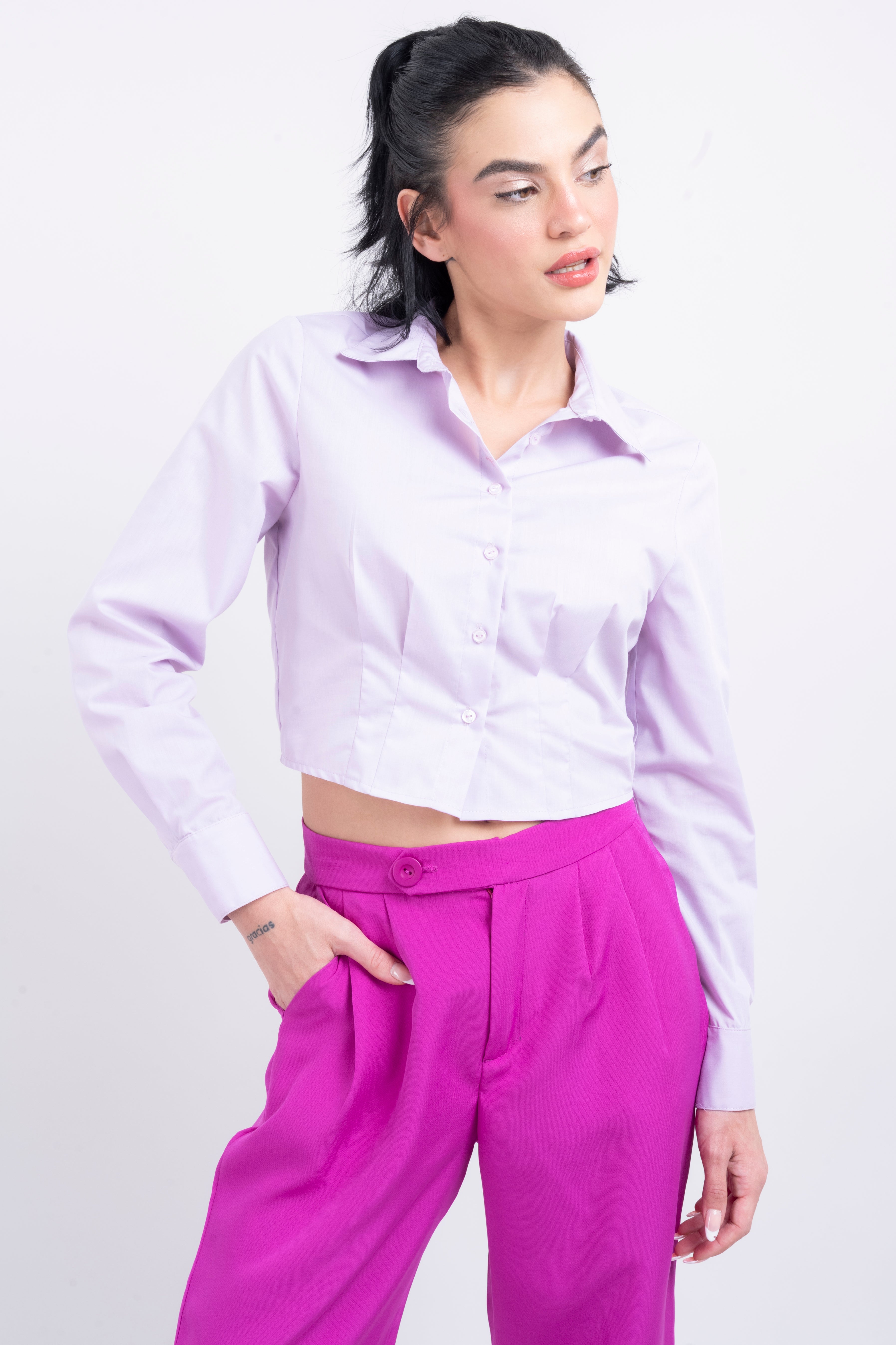 Camisa crop pinzas LAVANDA