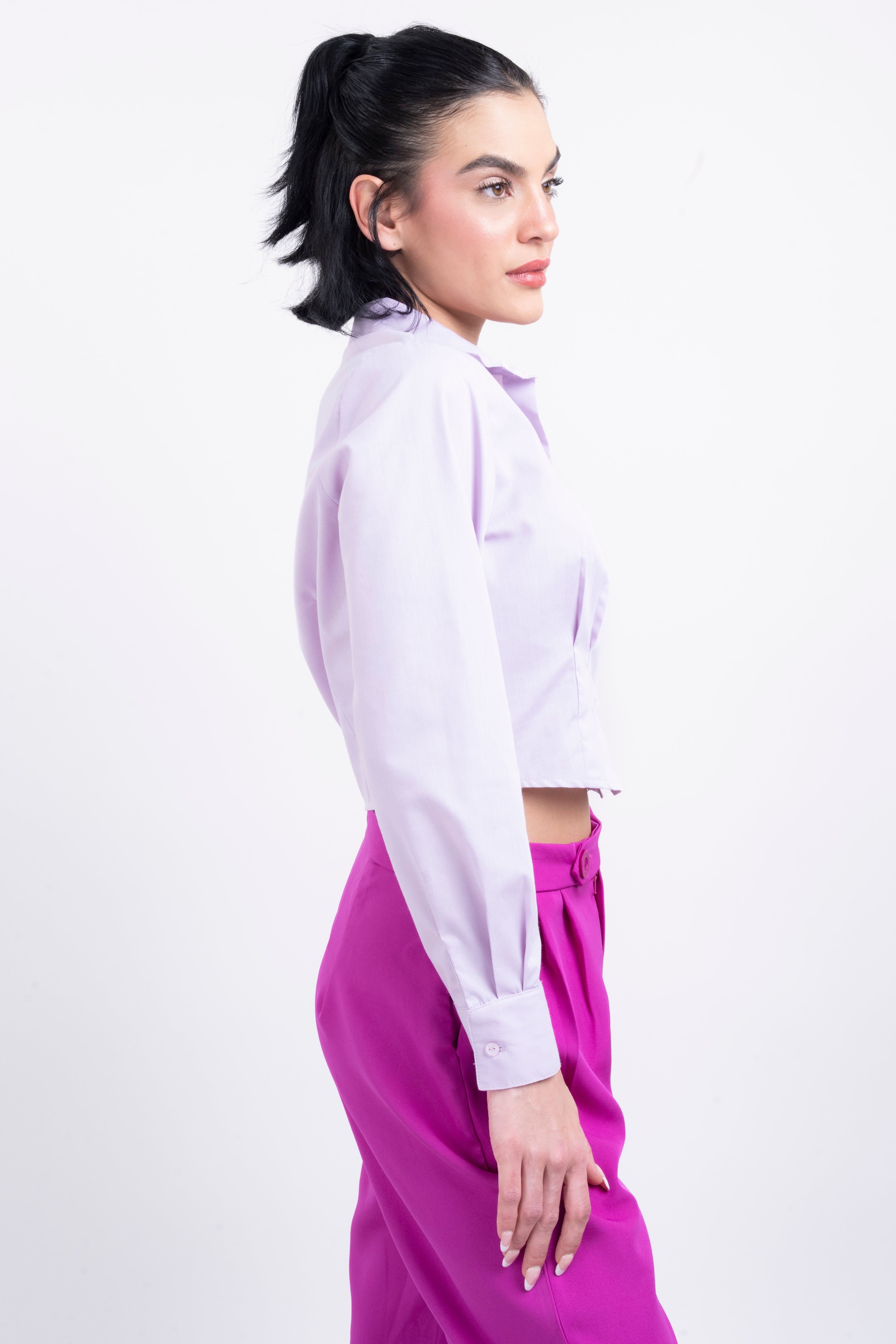 Camisa crop pinzas LAVANDA