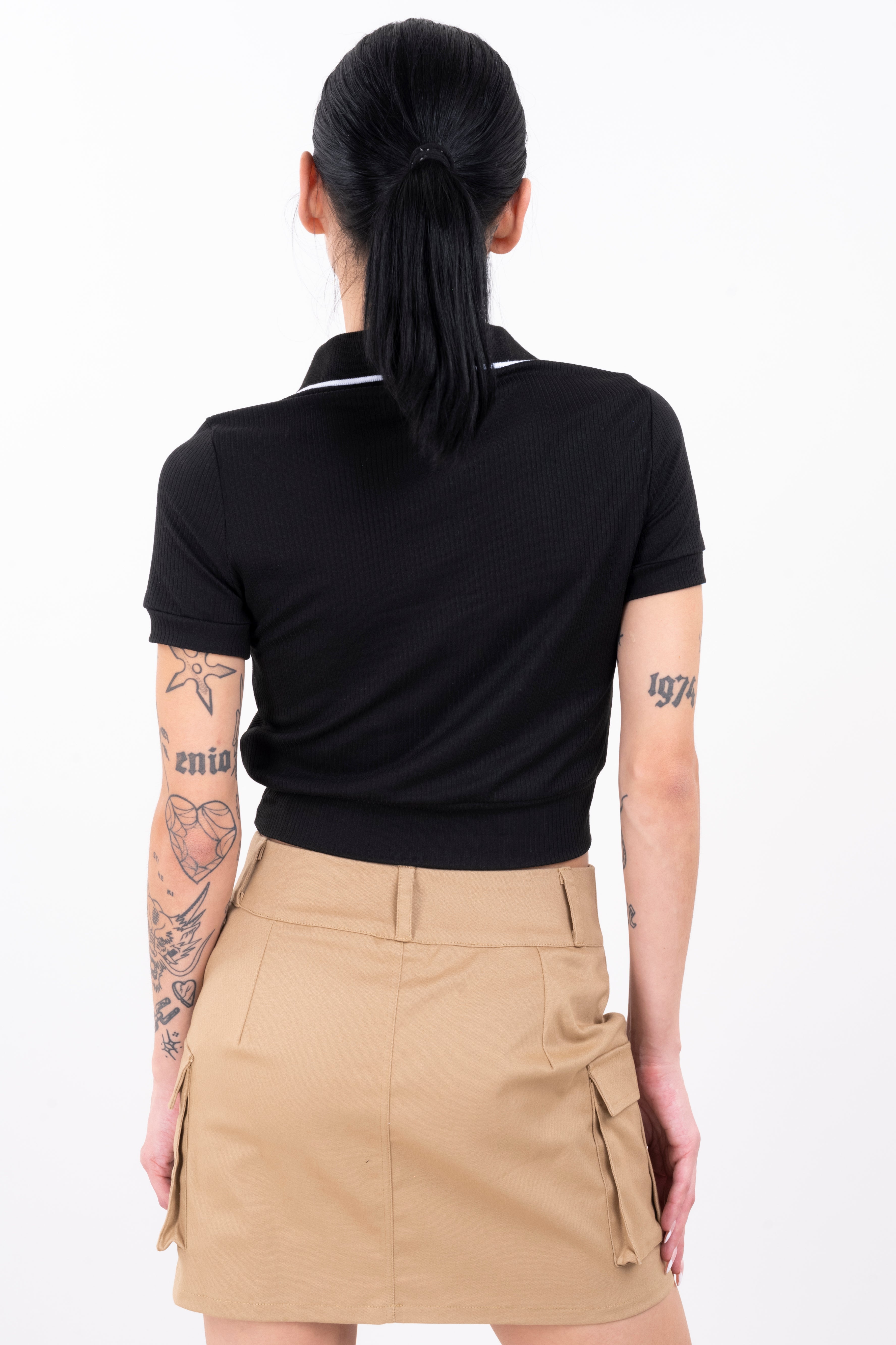Top acanalado cuello polo NEGRO