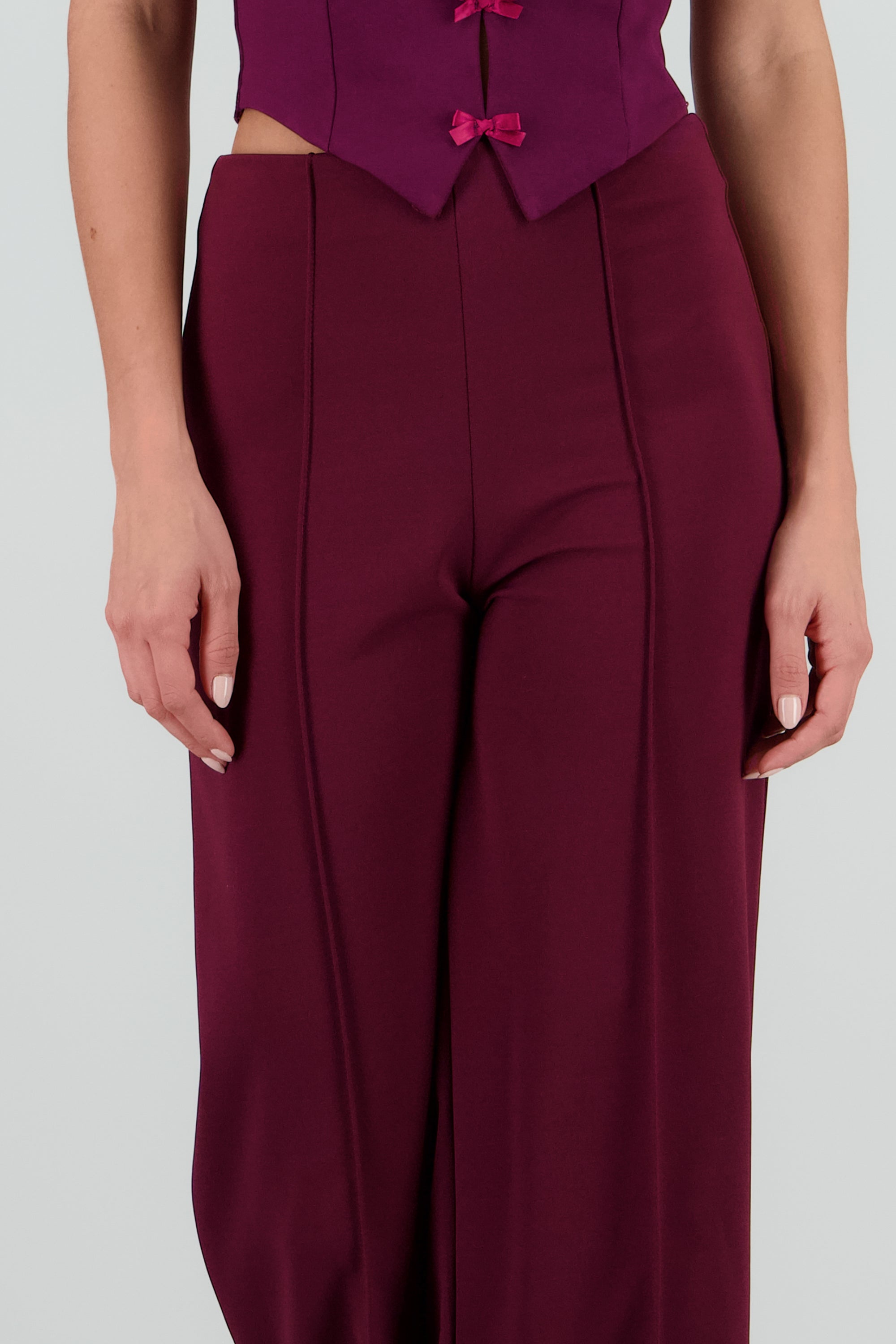 Pantalón Amplio Costura Frontal CIRUELA