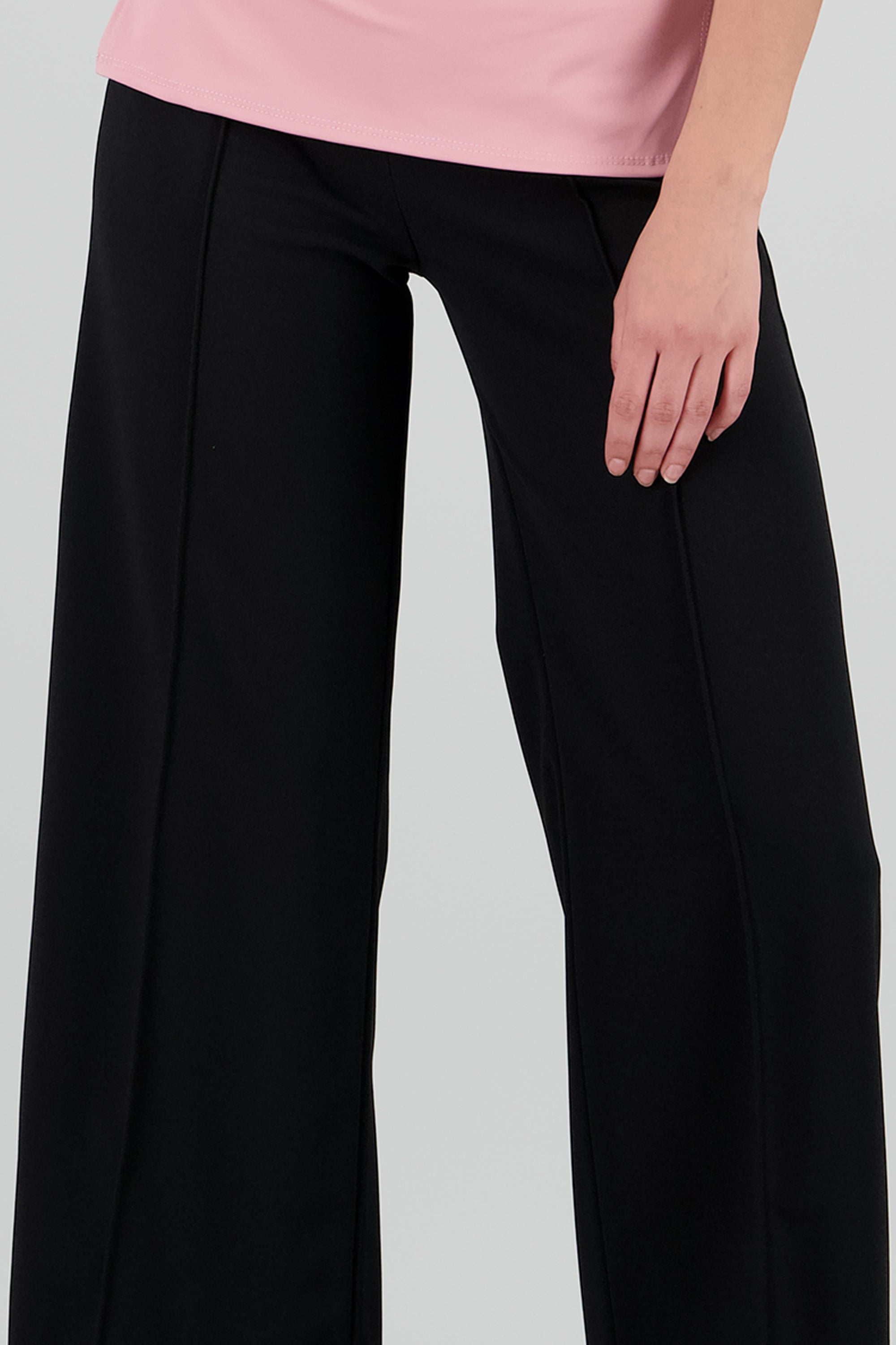 Pantalón Amplio Costura Frontal NEGRO