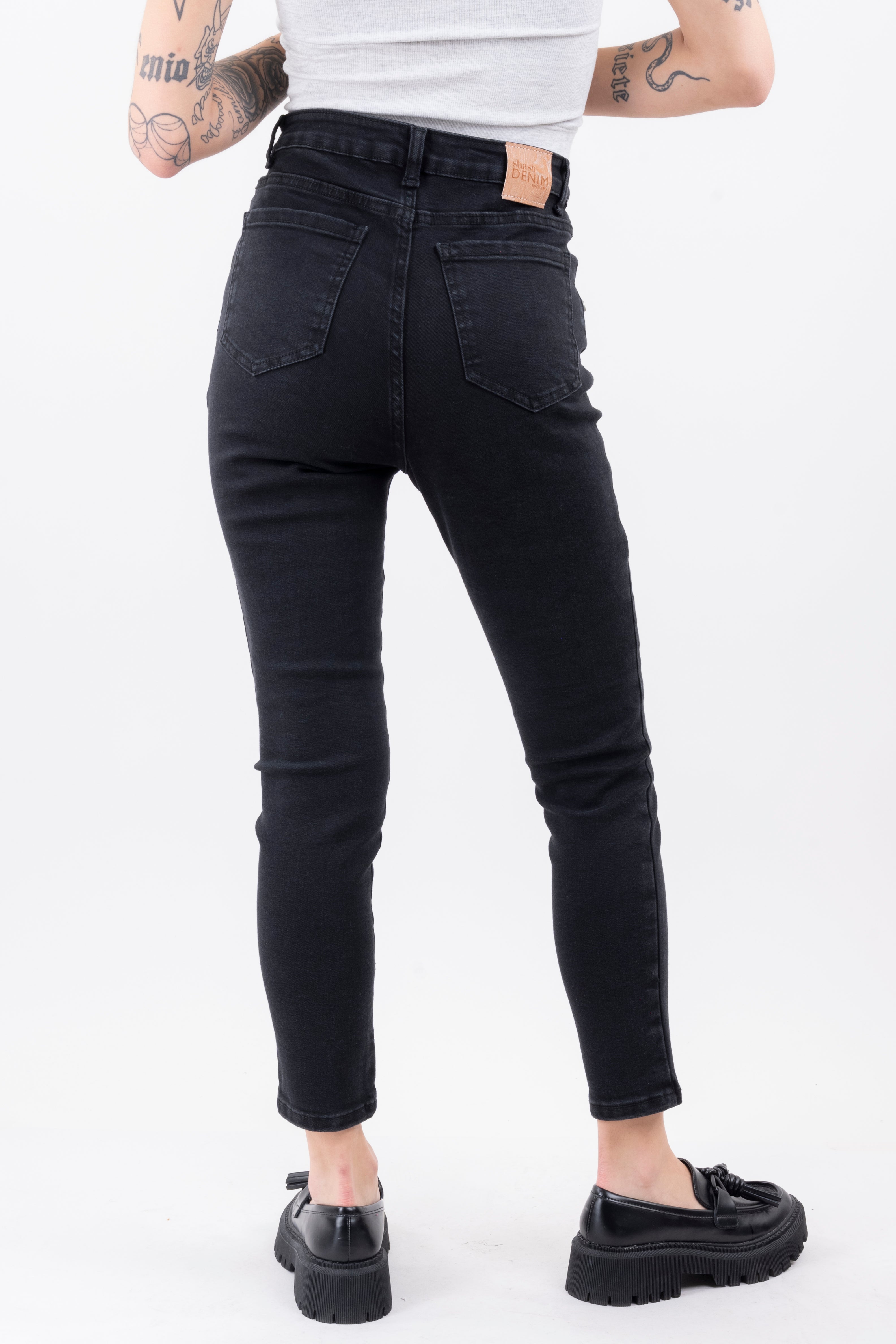 Jeans skinny costuras NEGRO