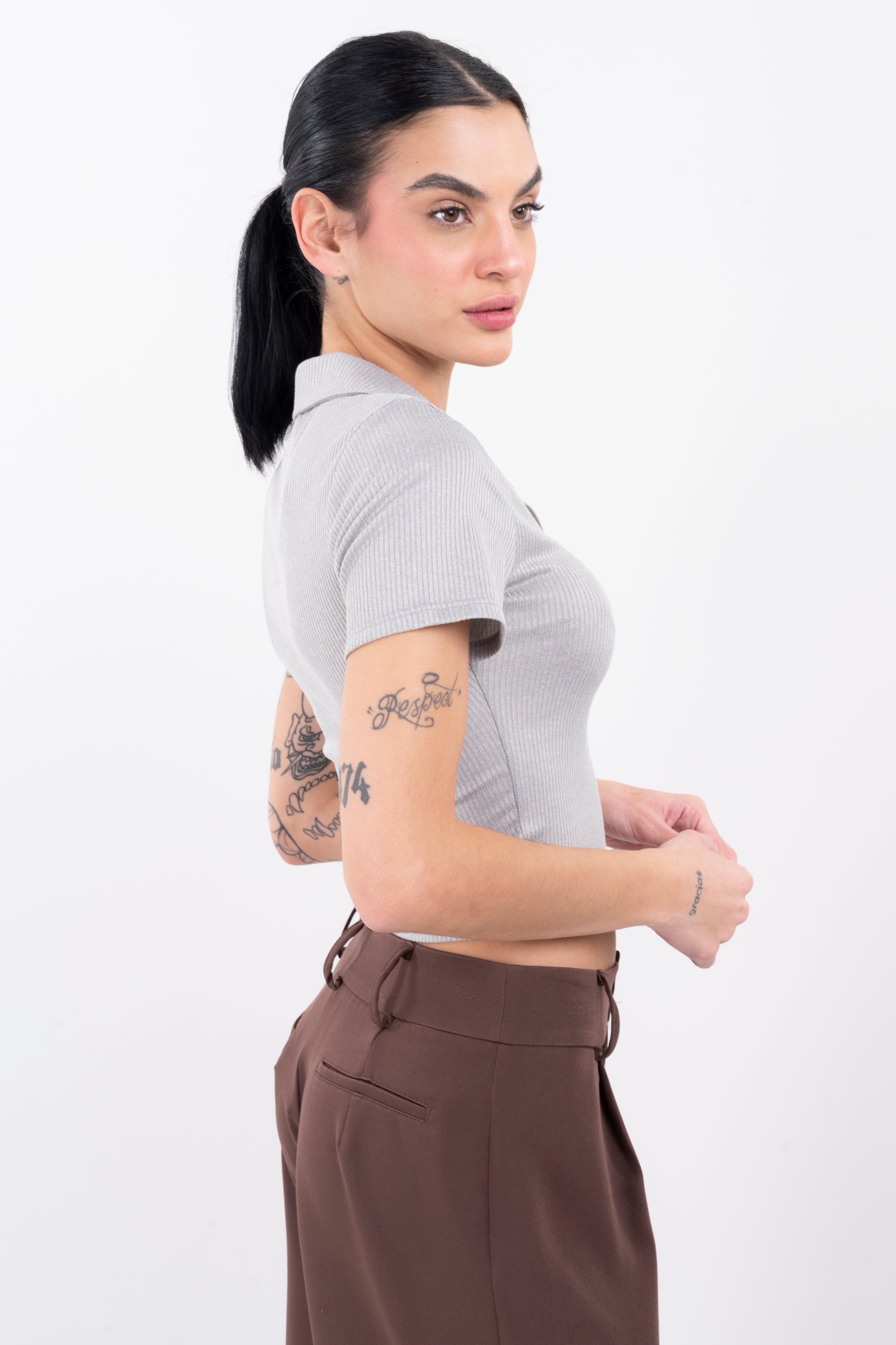 Top polo manga corta rib GRIS