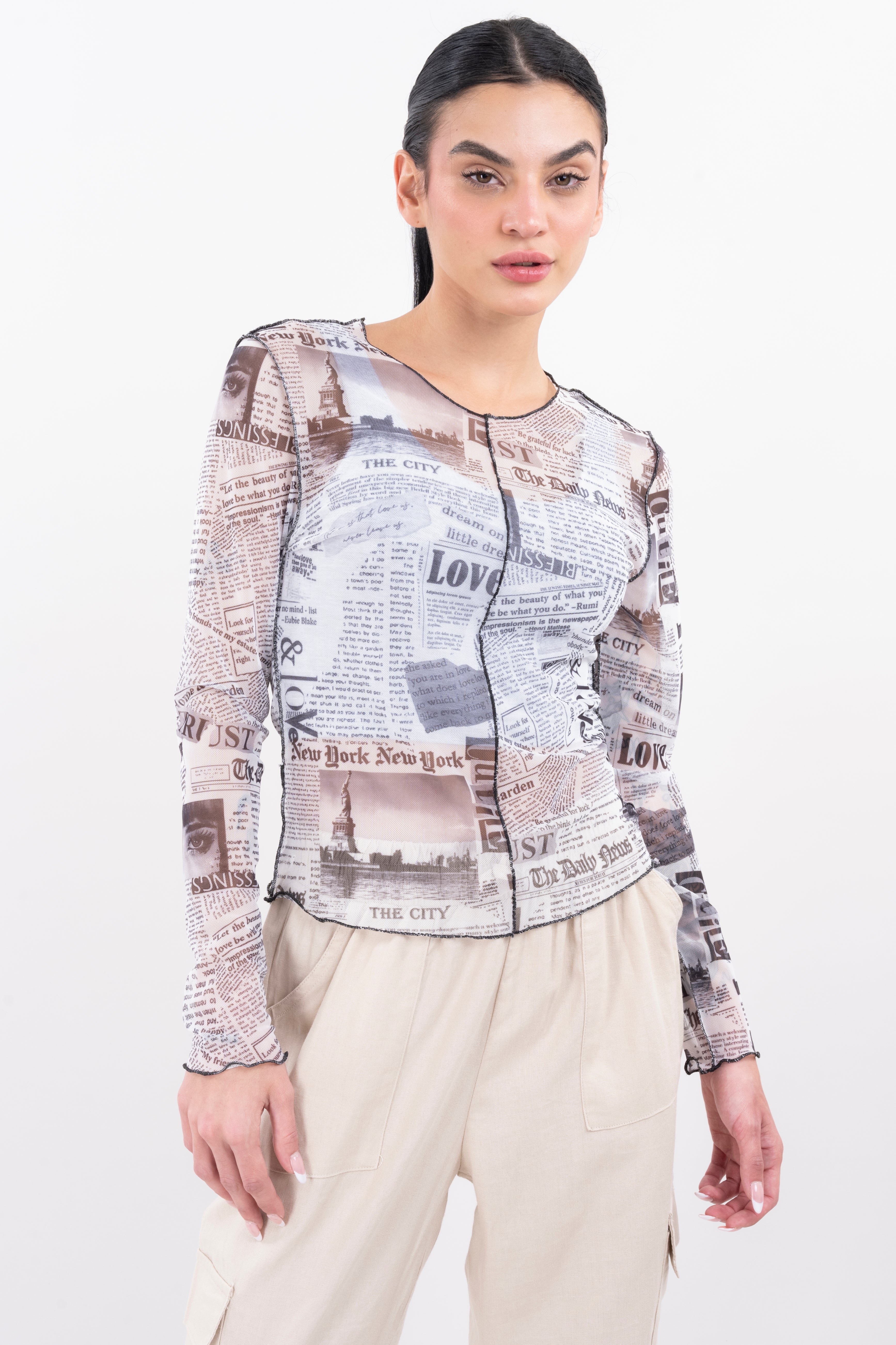 Top mesh estampado periódico BLANCO COMBO