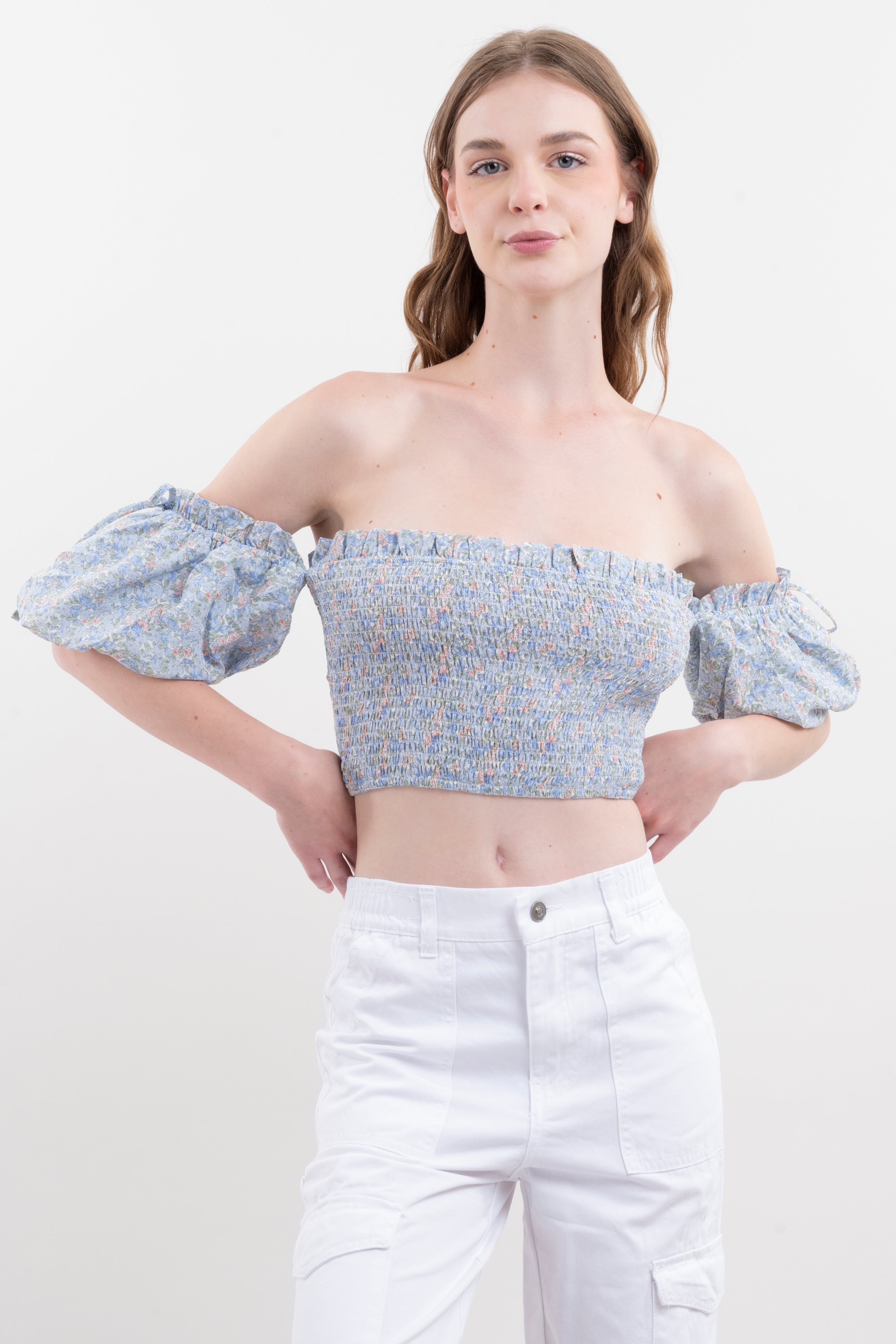 Top plisado hombros descubiertos AZUL COMBO