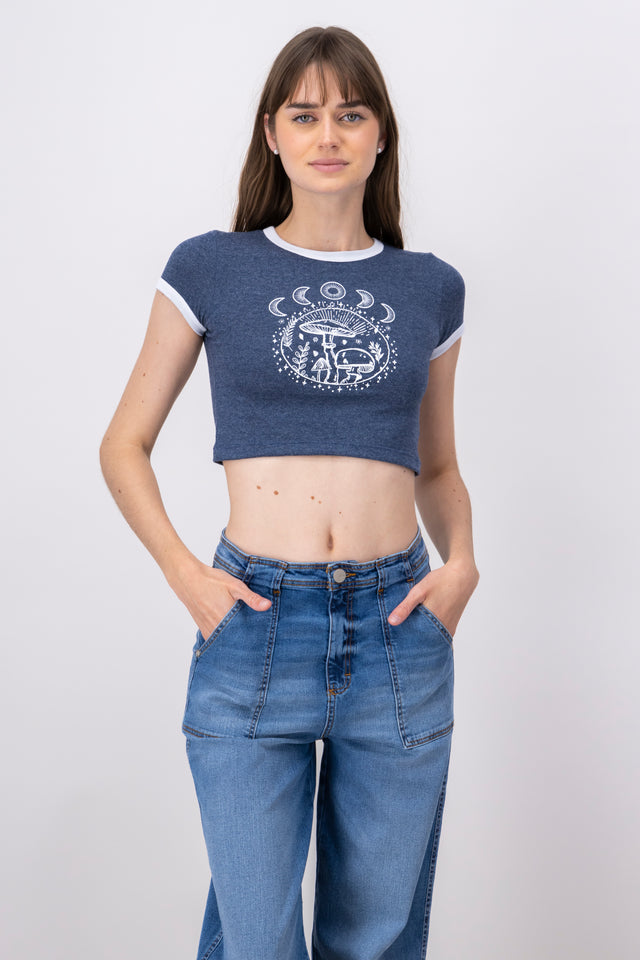 Playera Crop Hongos Lunas