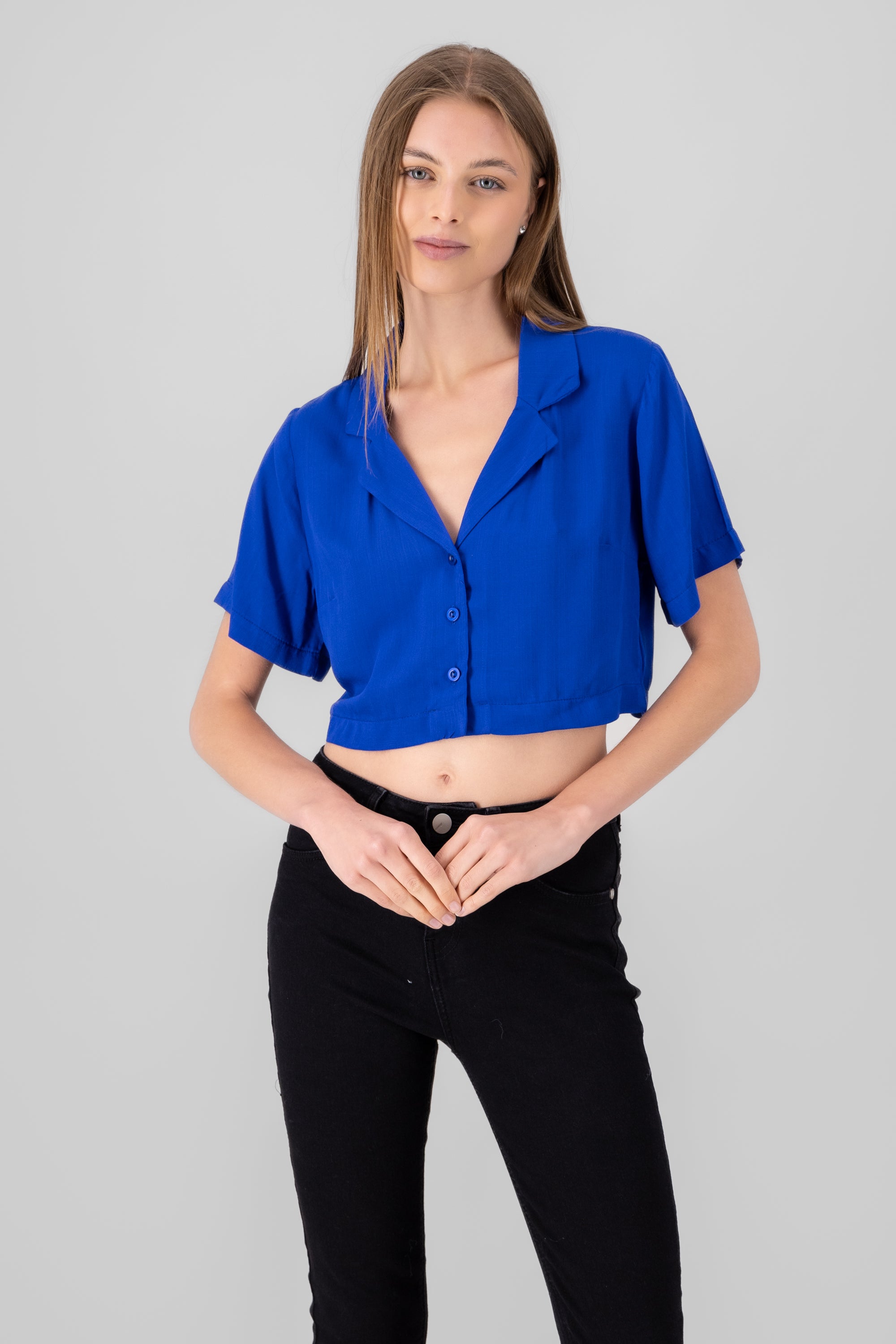 Camisa crop lisa AZUL REY