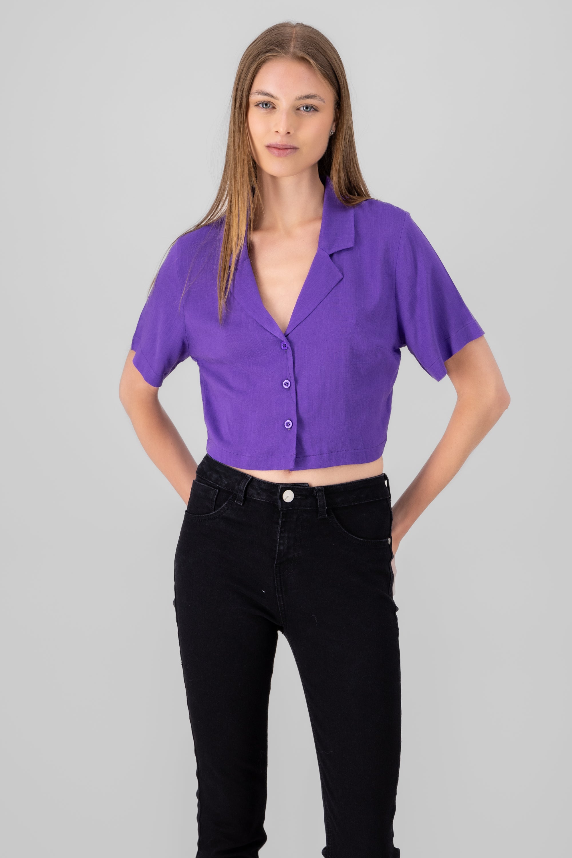 Camisa crop lisa MORADO