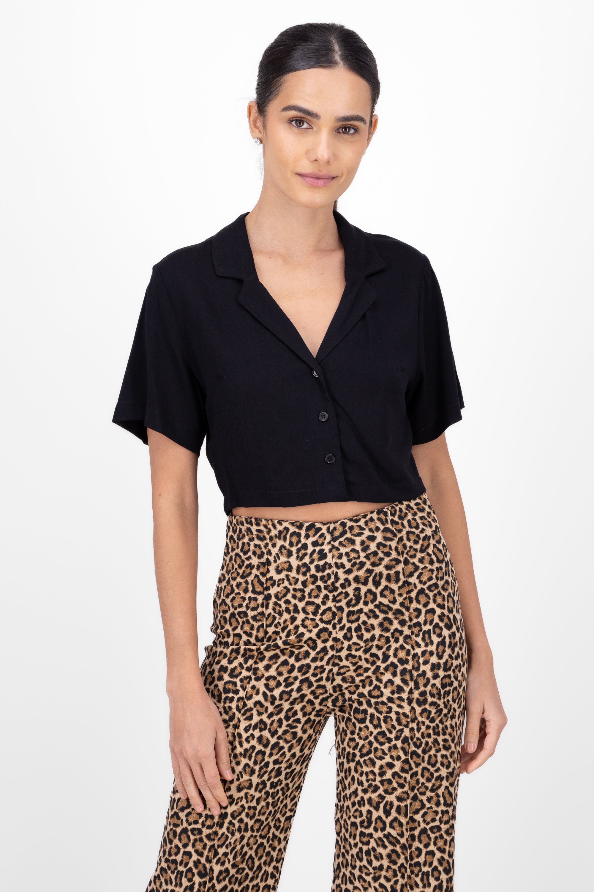 Camisa crop lisa NEGRO