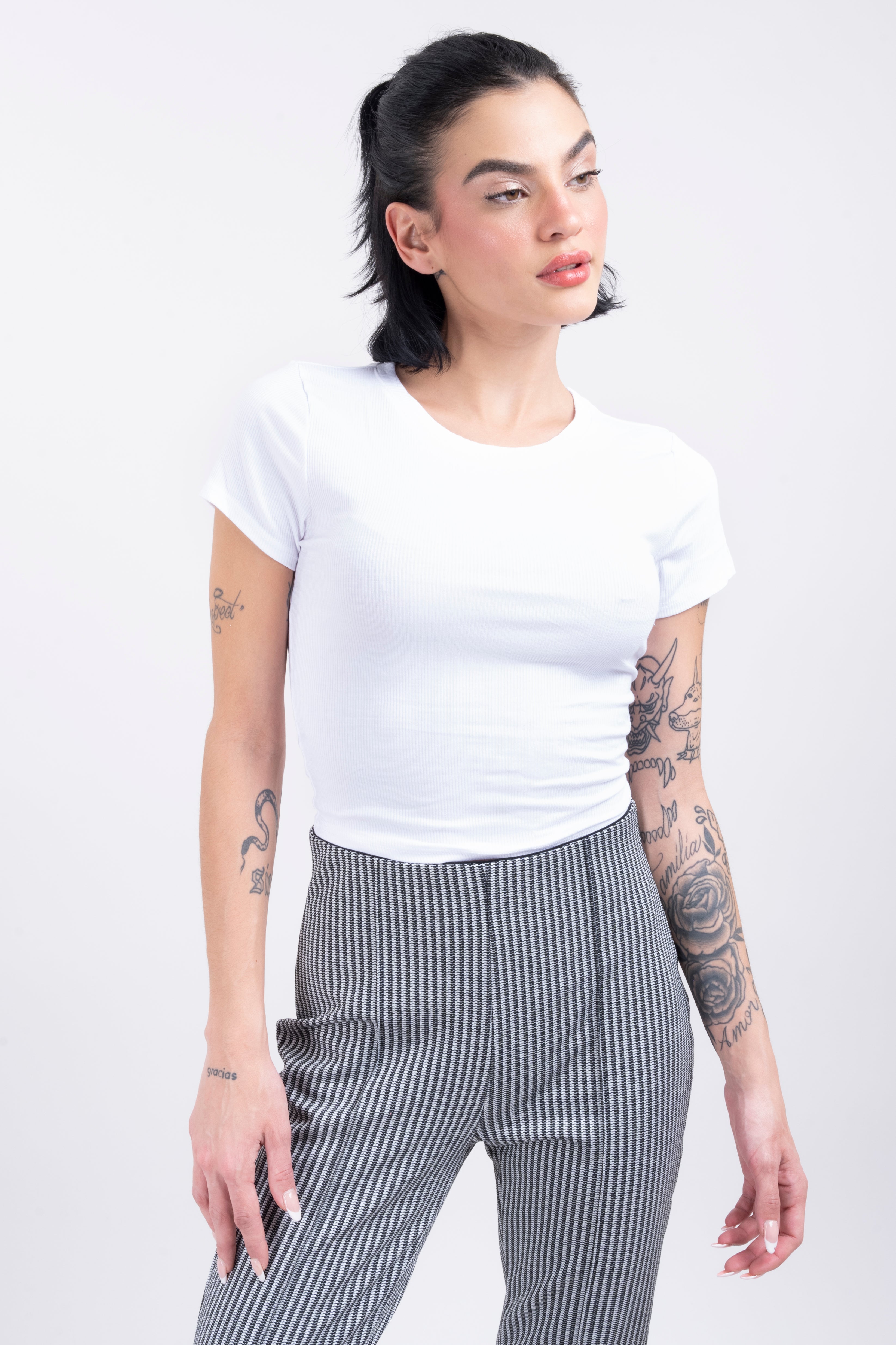 Top liso manga corta rib BLANCO