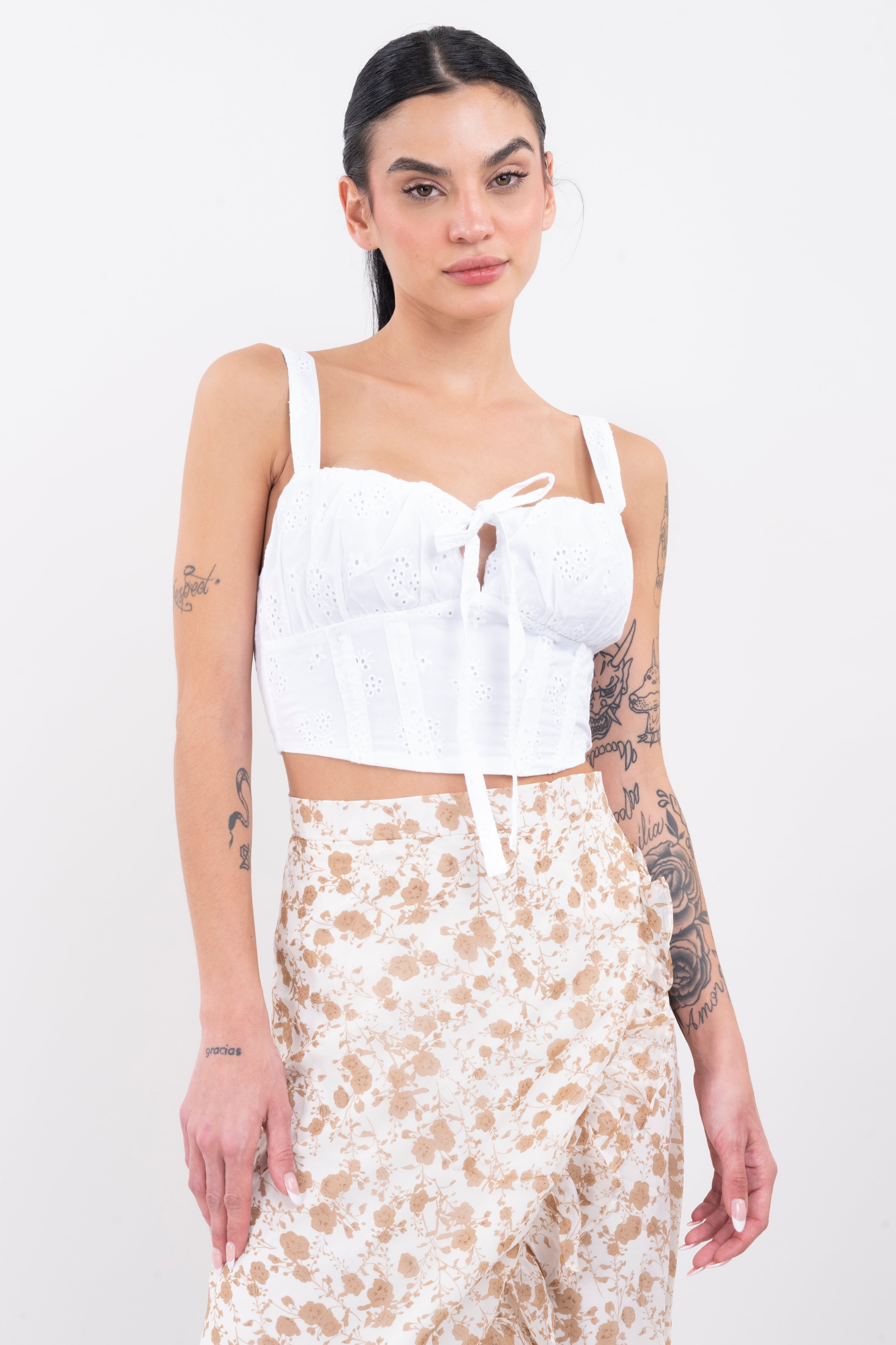 Top tirantes eyelet elástico BLANCO
