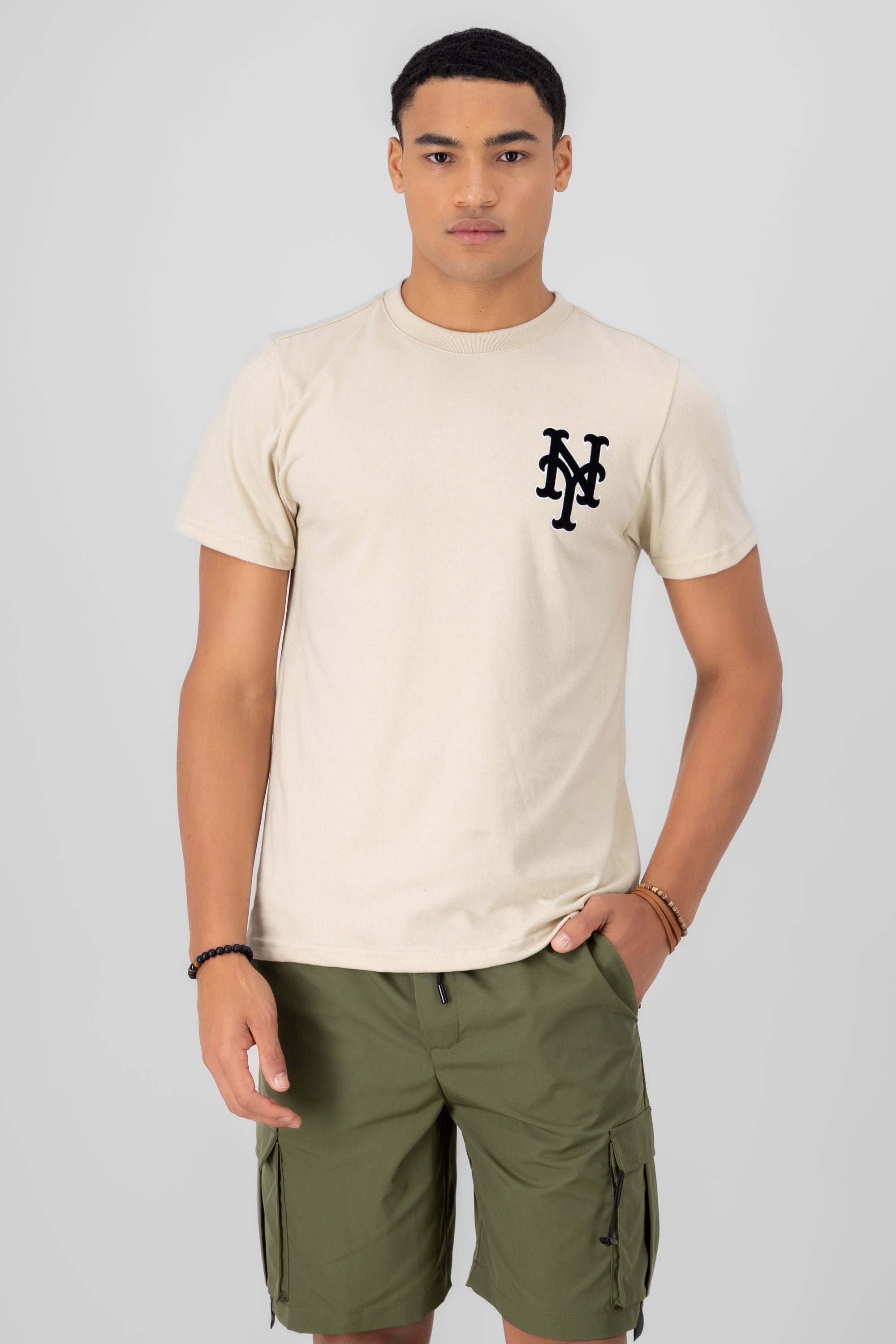 Playera varsity Nueva York BEIGE