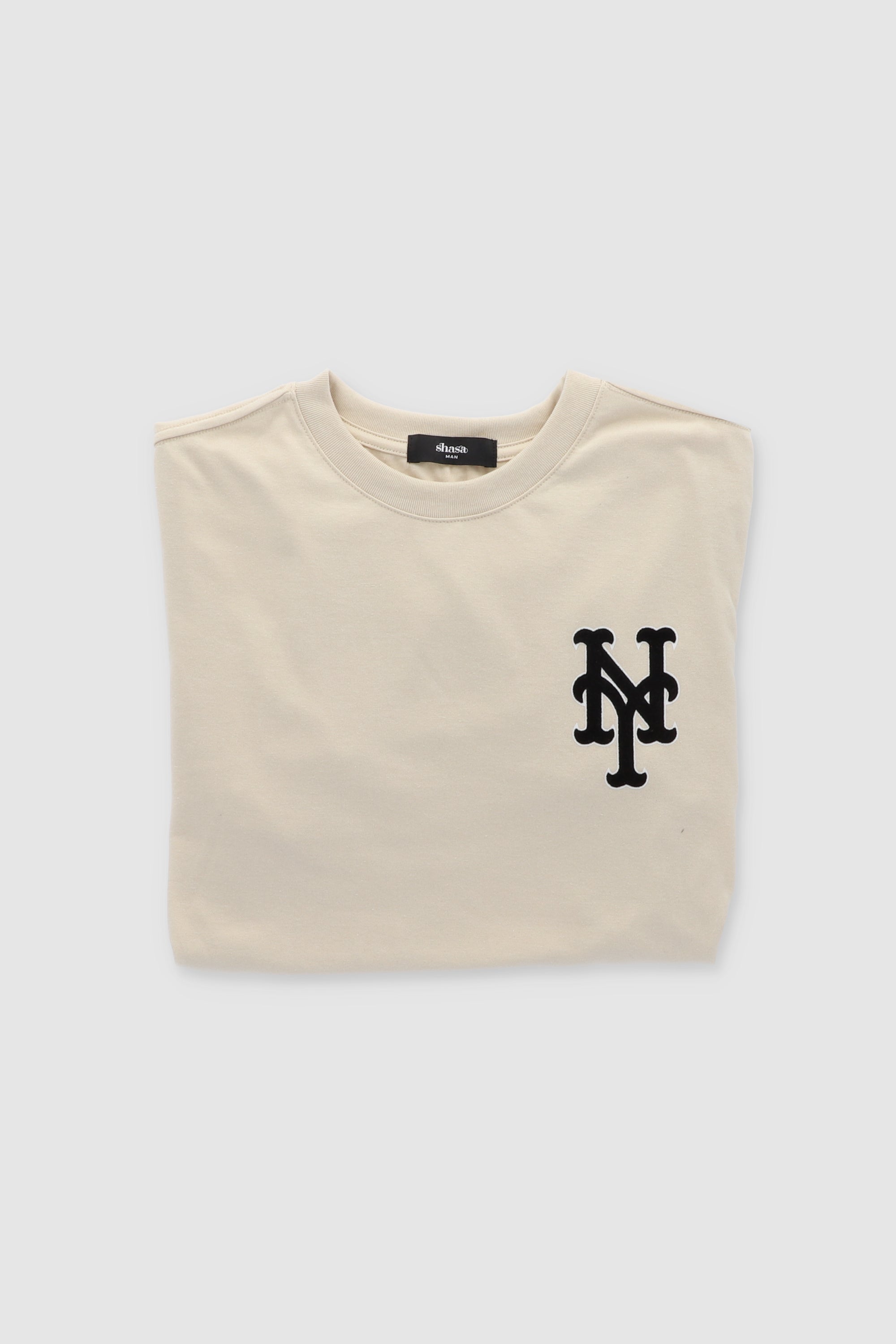 Playera varsity Nueva York BEIGE