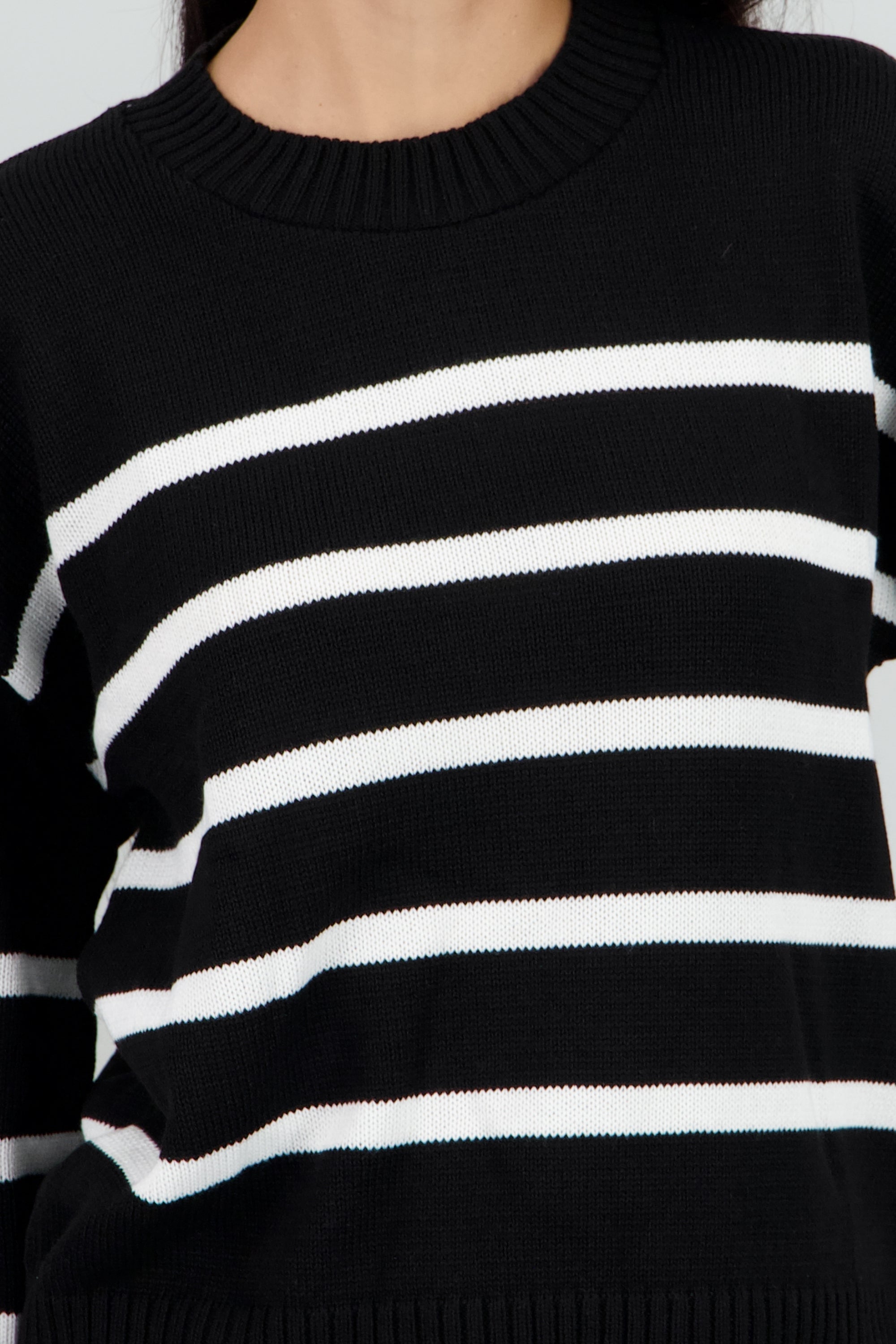 BLACK COMBO