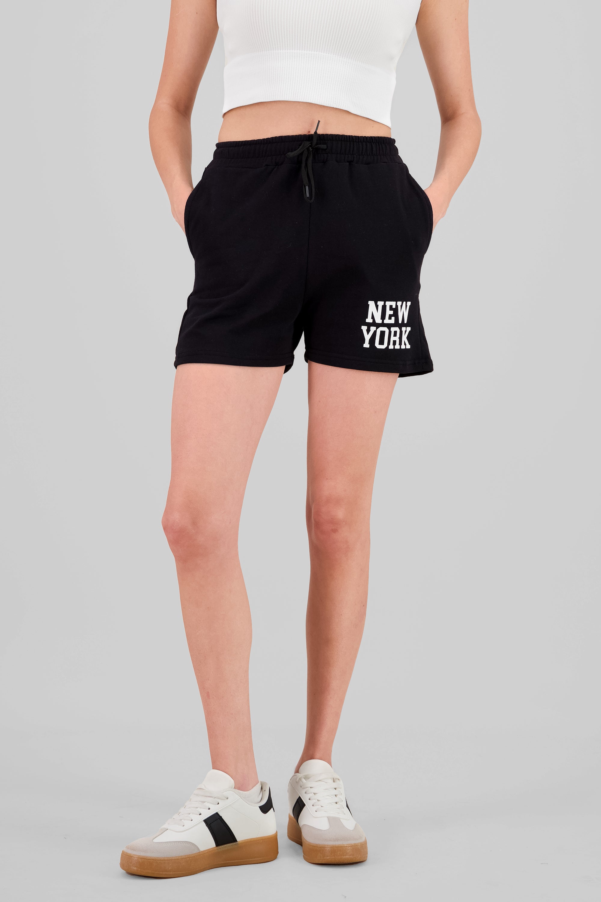 Short Deportivo Estampado New York NEGRO COMBO