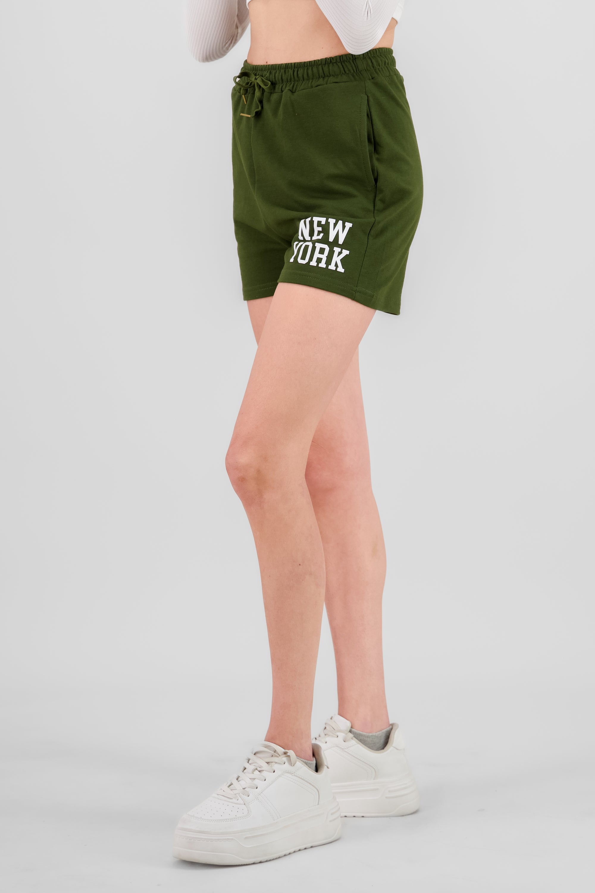 Short Deportivo Estampado New York VERDE CAZADOR