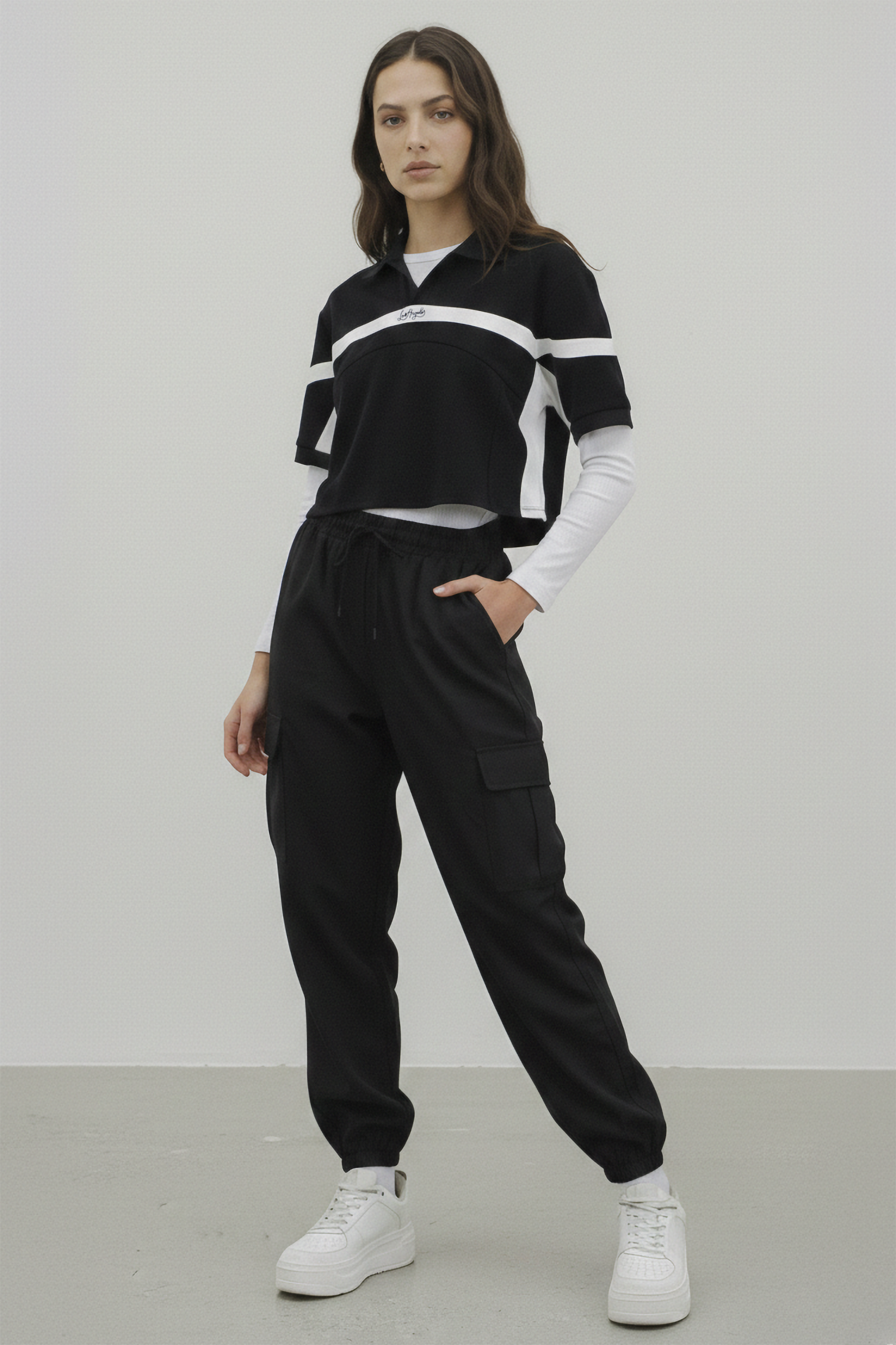 Pantalón Cargo Monocolor Bolsas NEGRO