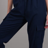 Pantalón Cargo Monocolor Bolsas