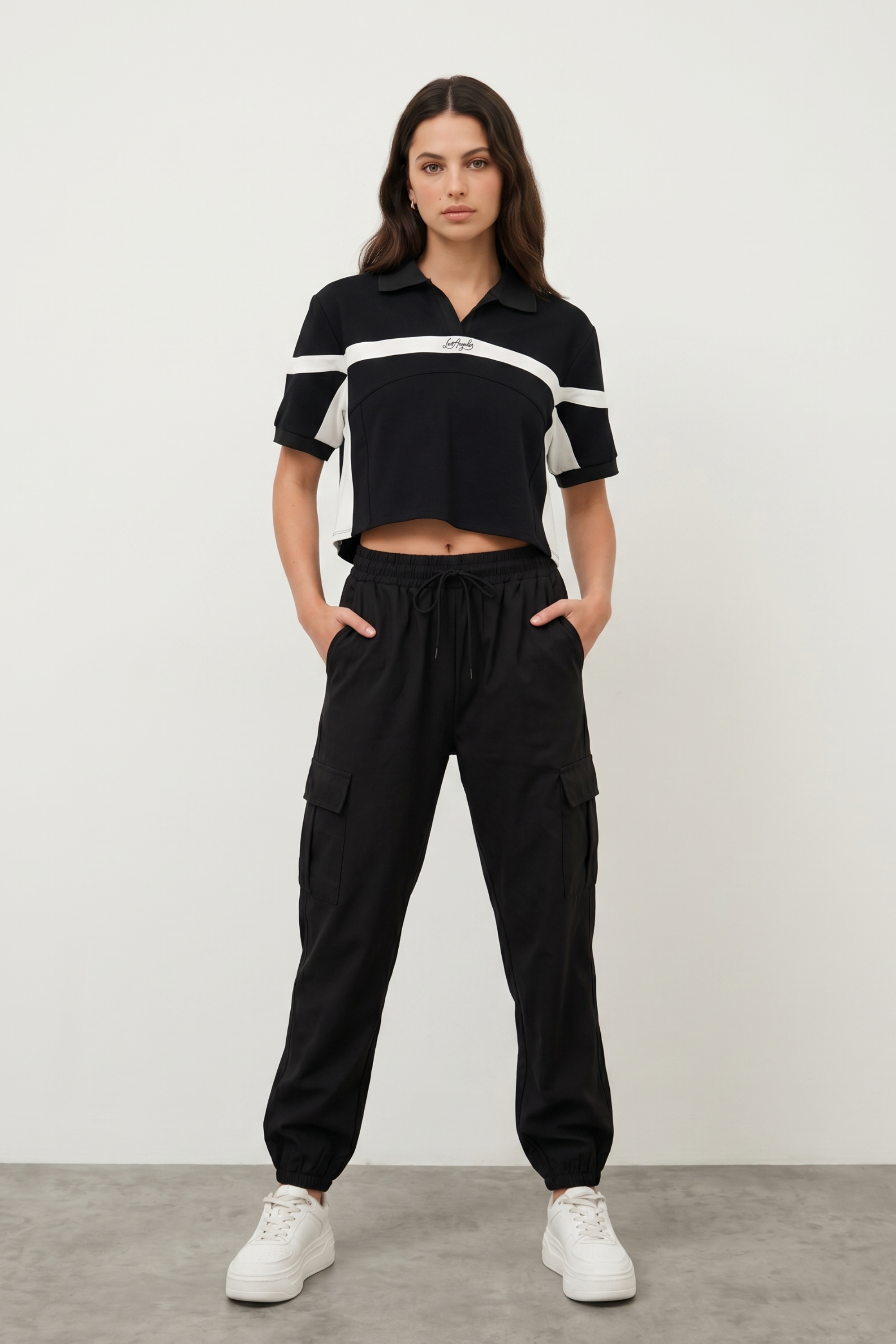 Pantalón Cargo Monocolor Bolsas NEGRO