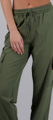 GRASS GREEN