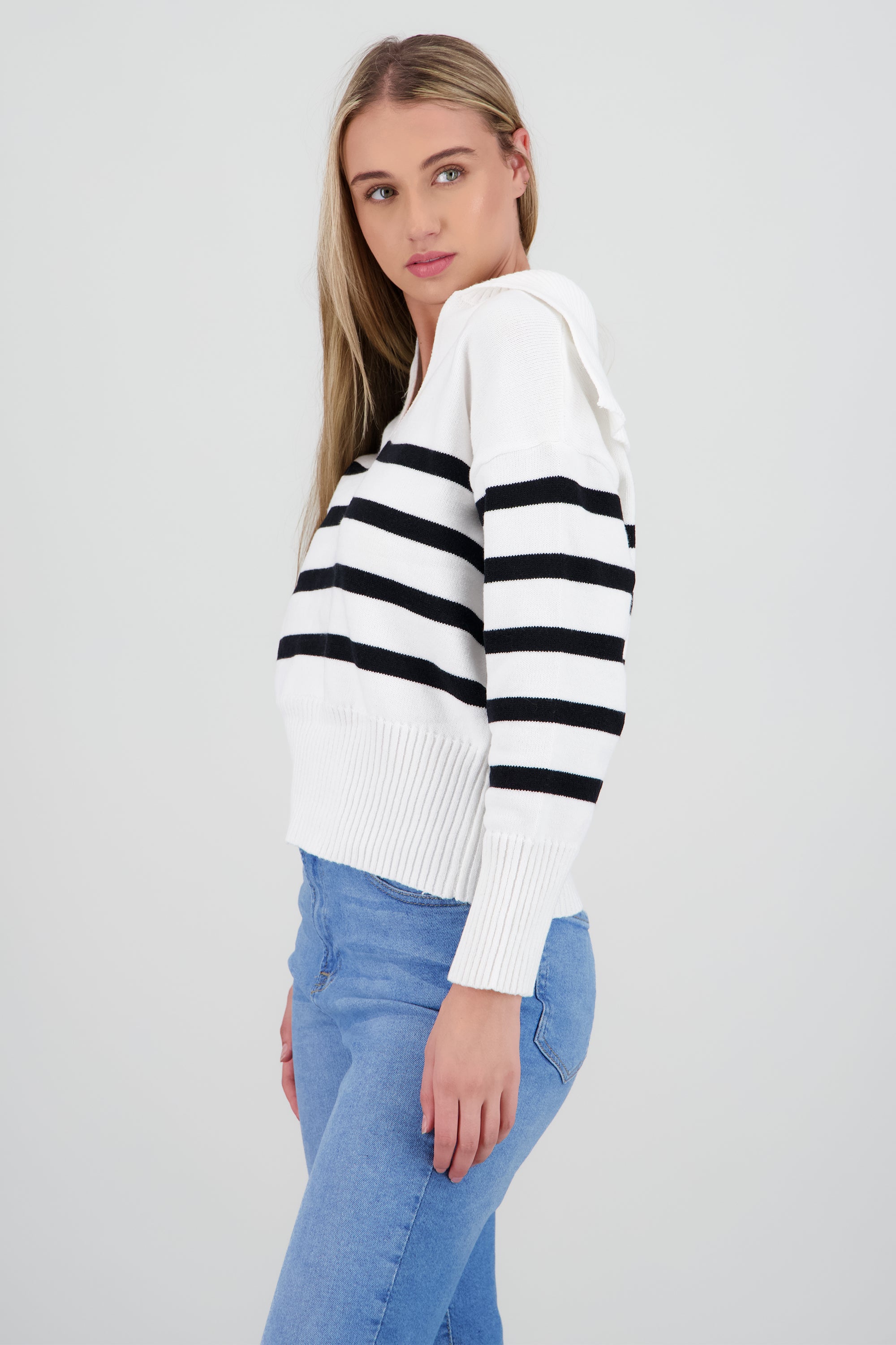 Suéter cuello polo rayas NEGRO BLANCO